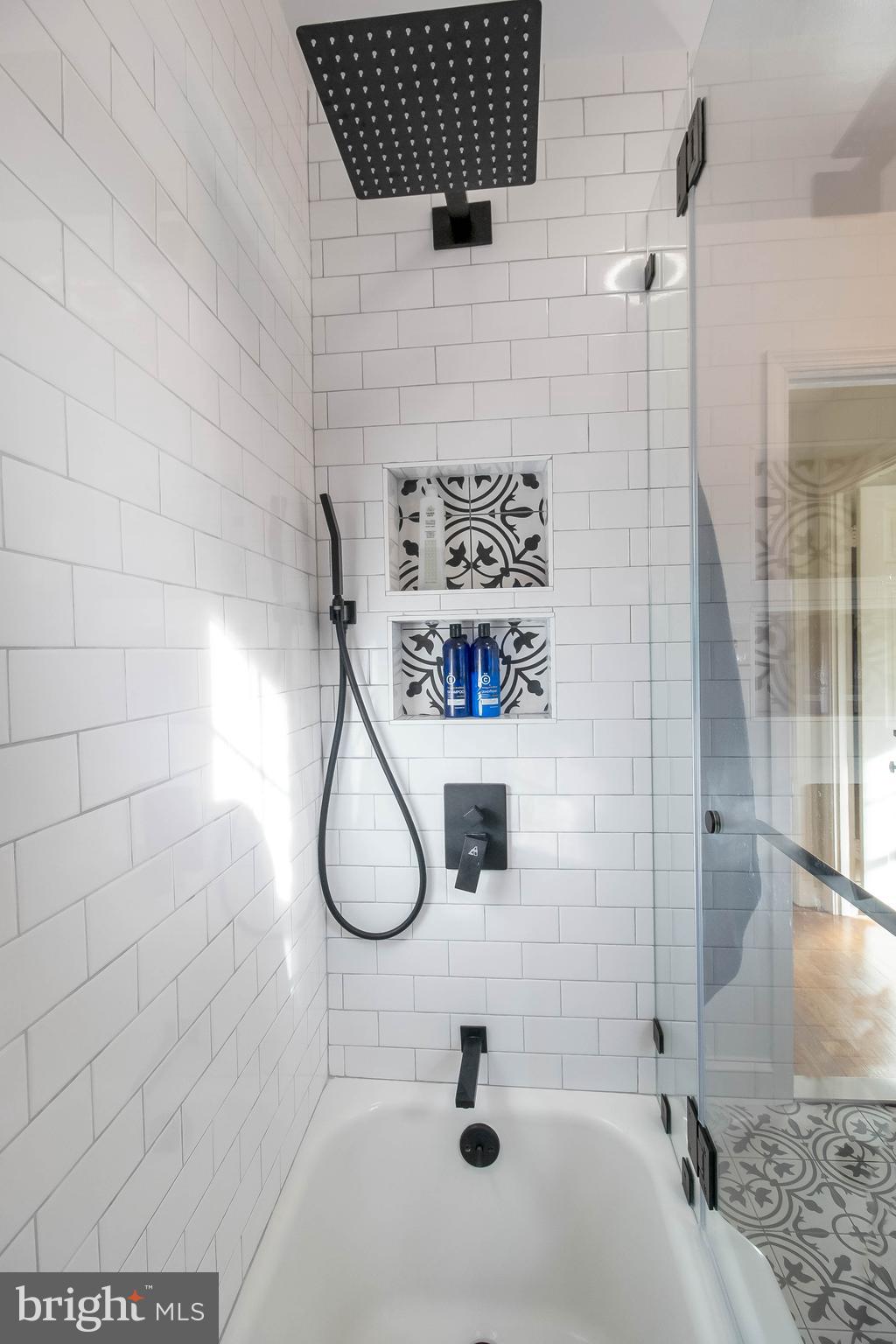 ALEXANDRIA - Residential