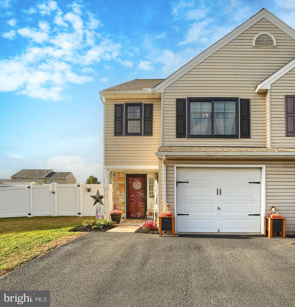 Photo of 365 Fisher Drive, YORK, PA 17404 (MLS # PAYK2092484)