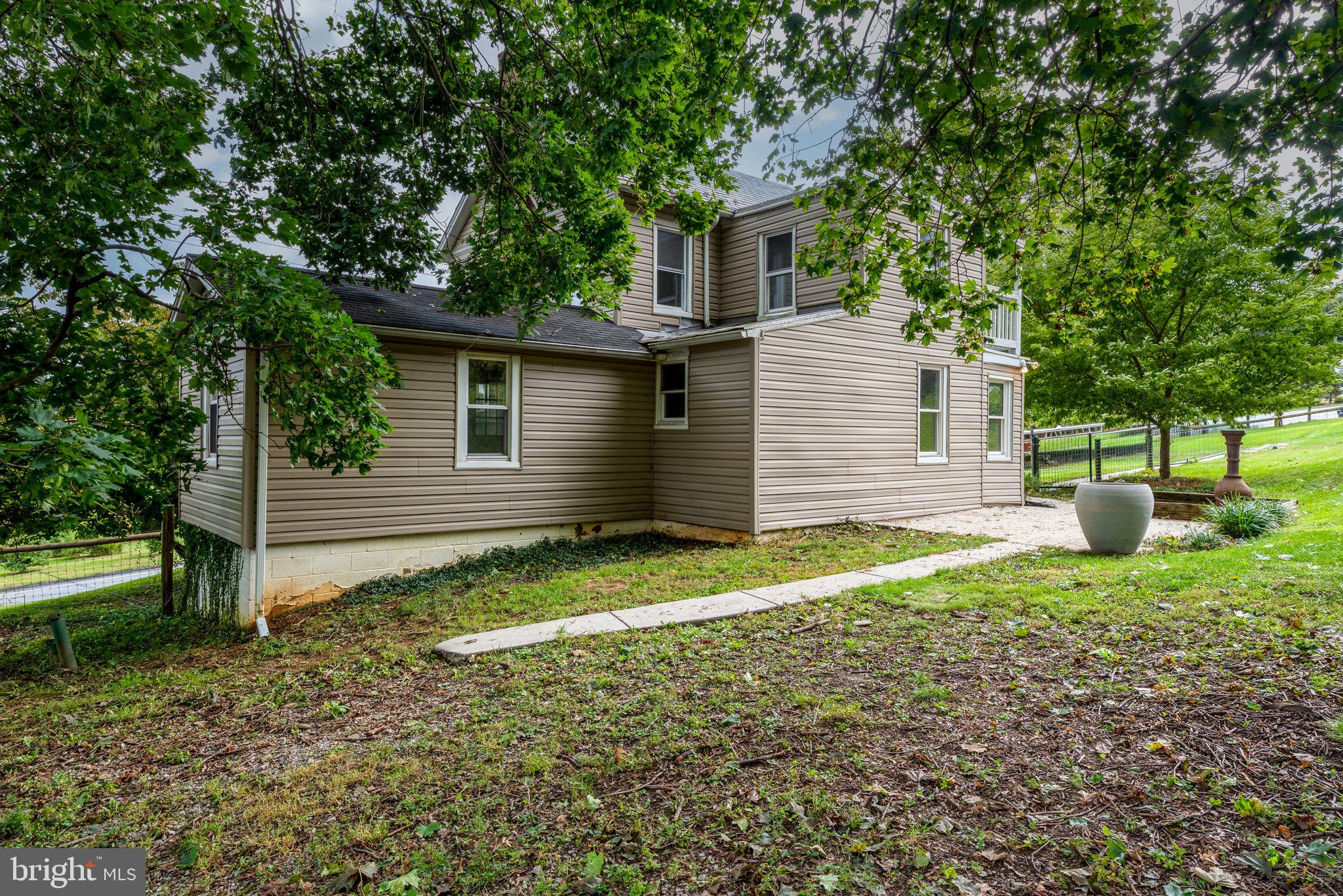 2372 MOUNT ZION ROAD