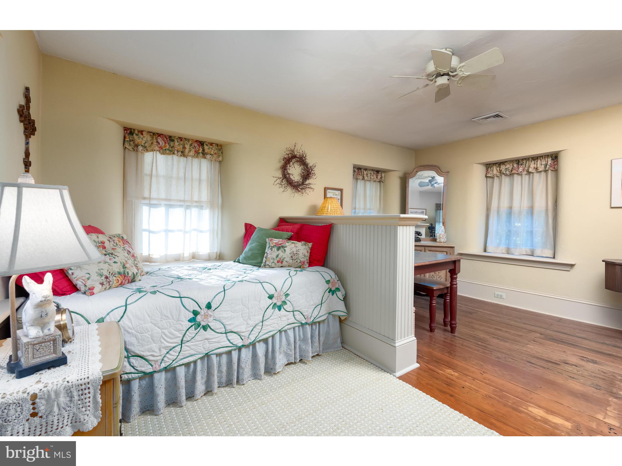 ASHLAND WOODS - Residential