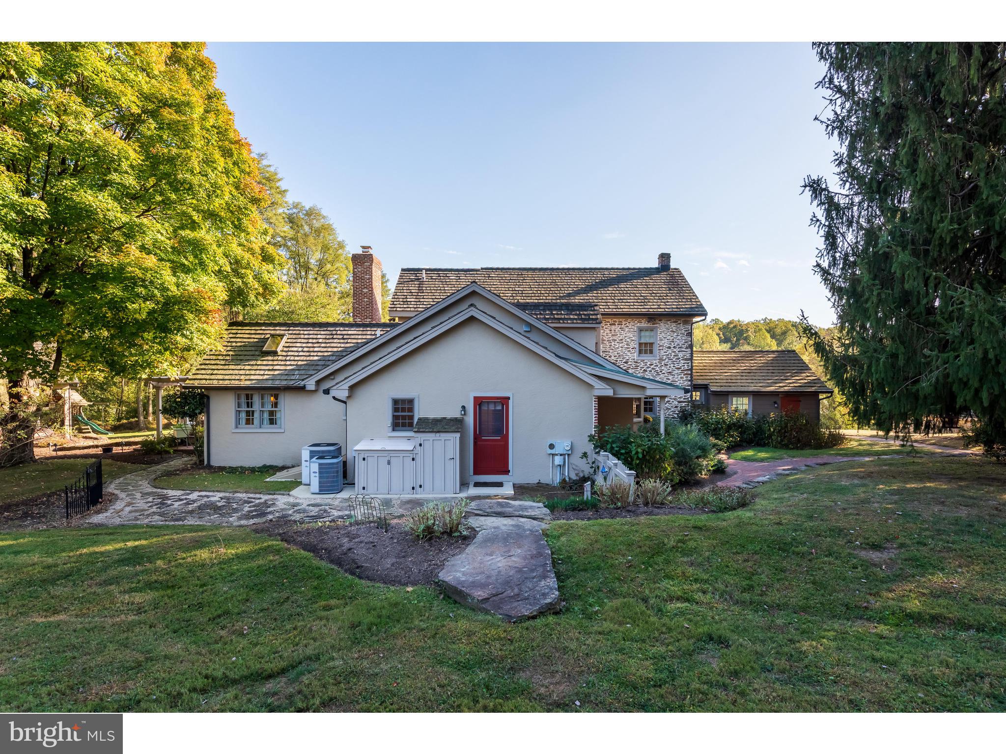 ASHLAND WOODS - Residential