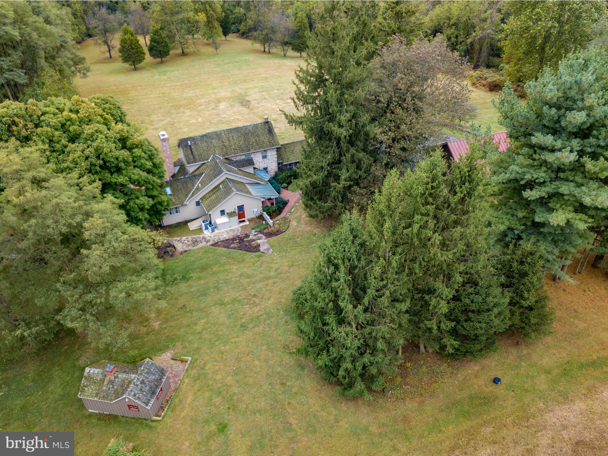 ASHLAND WOODS - Residential