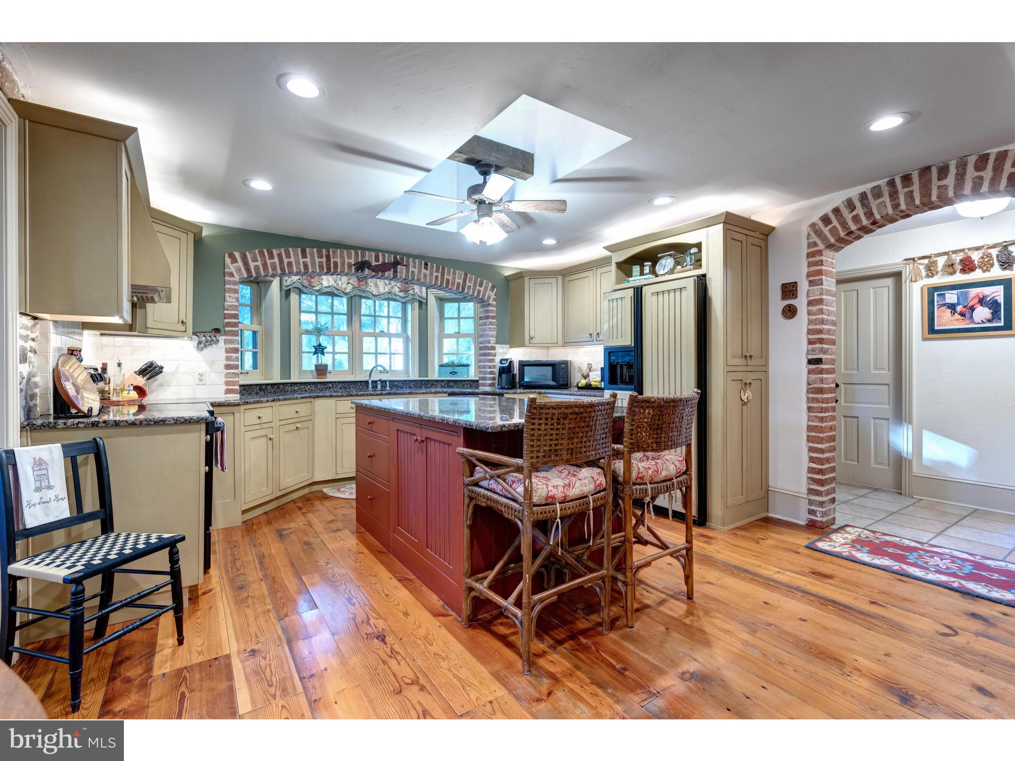 ASHLAND WOODS - Residential