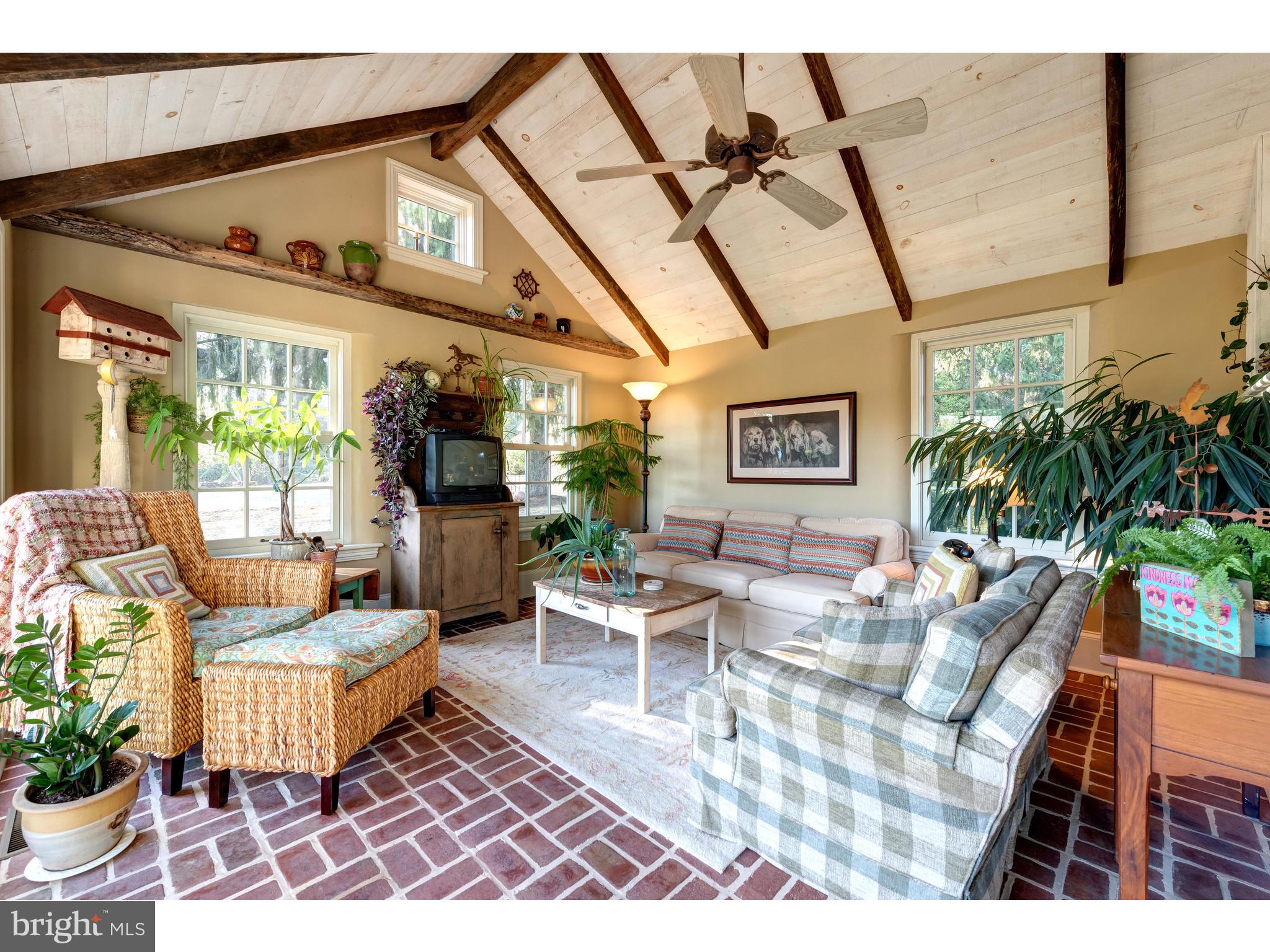 ASHLAND WOODS - Residential