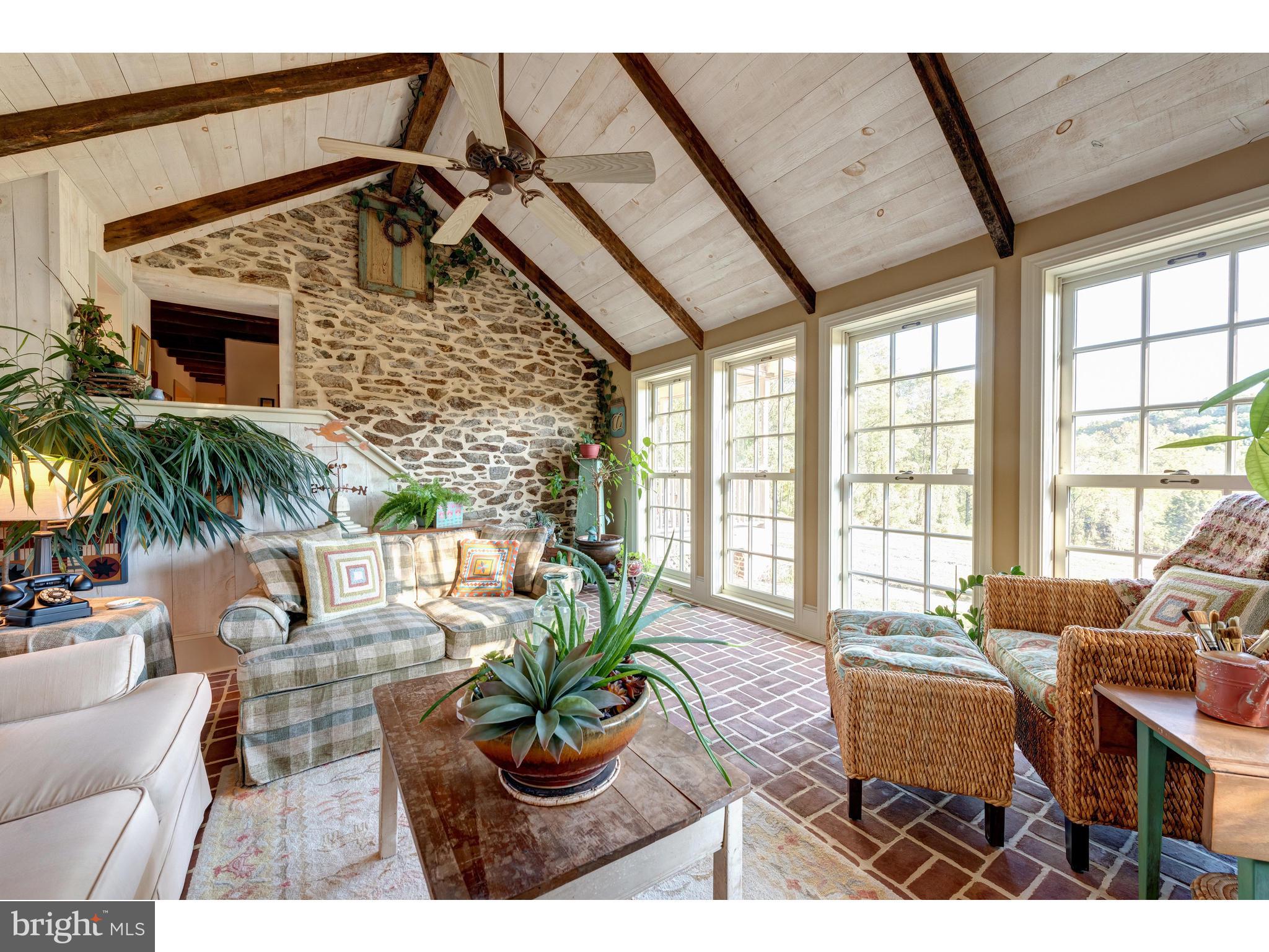 ASHLAND WOODS - Residential