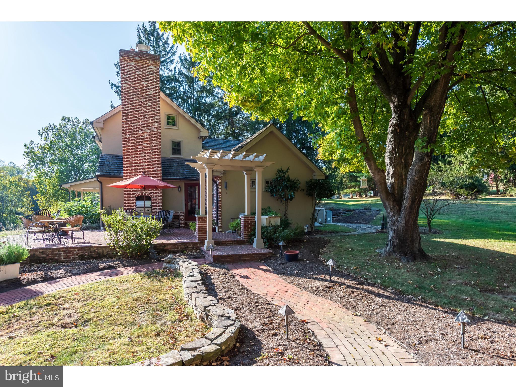 ASHLAND WOODS - Residential