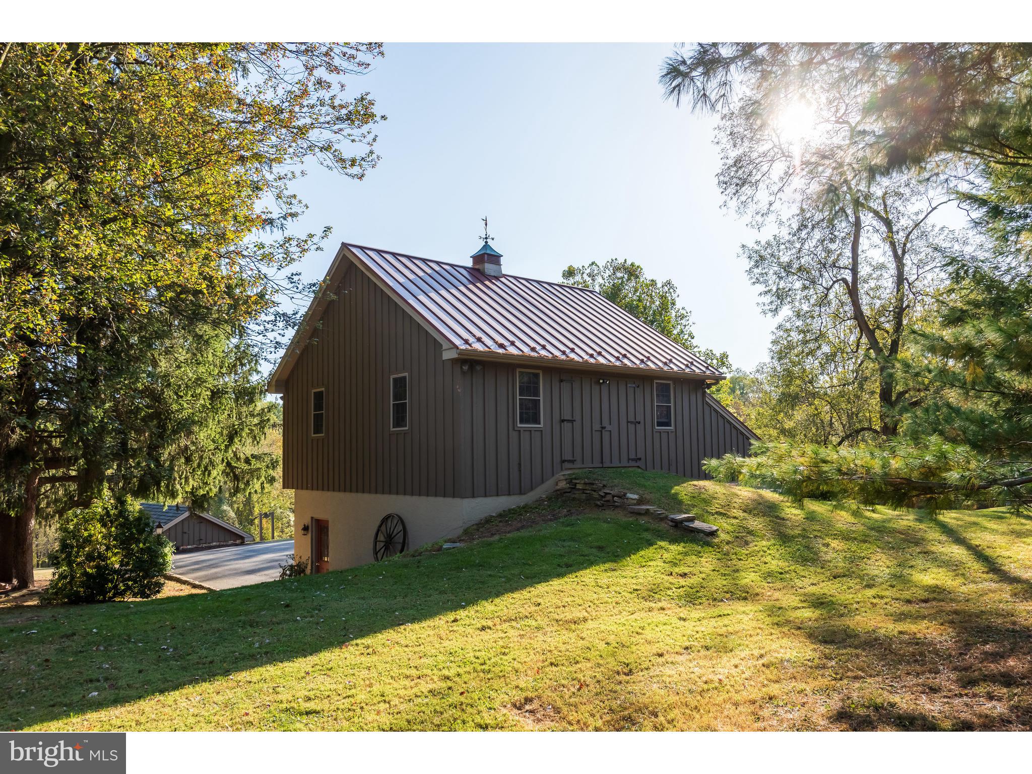 ASHLAND WOODS - Residential