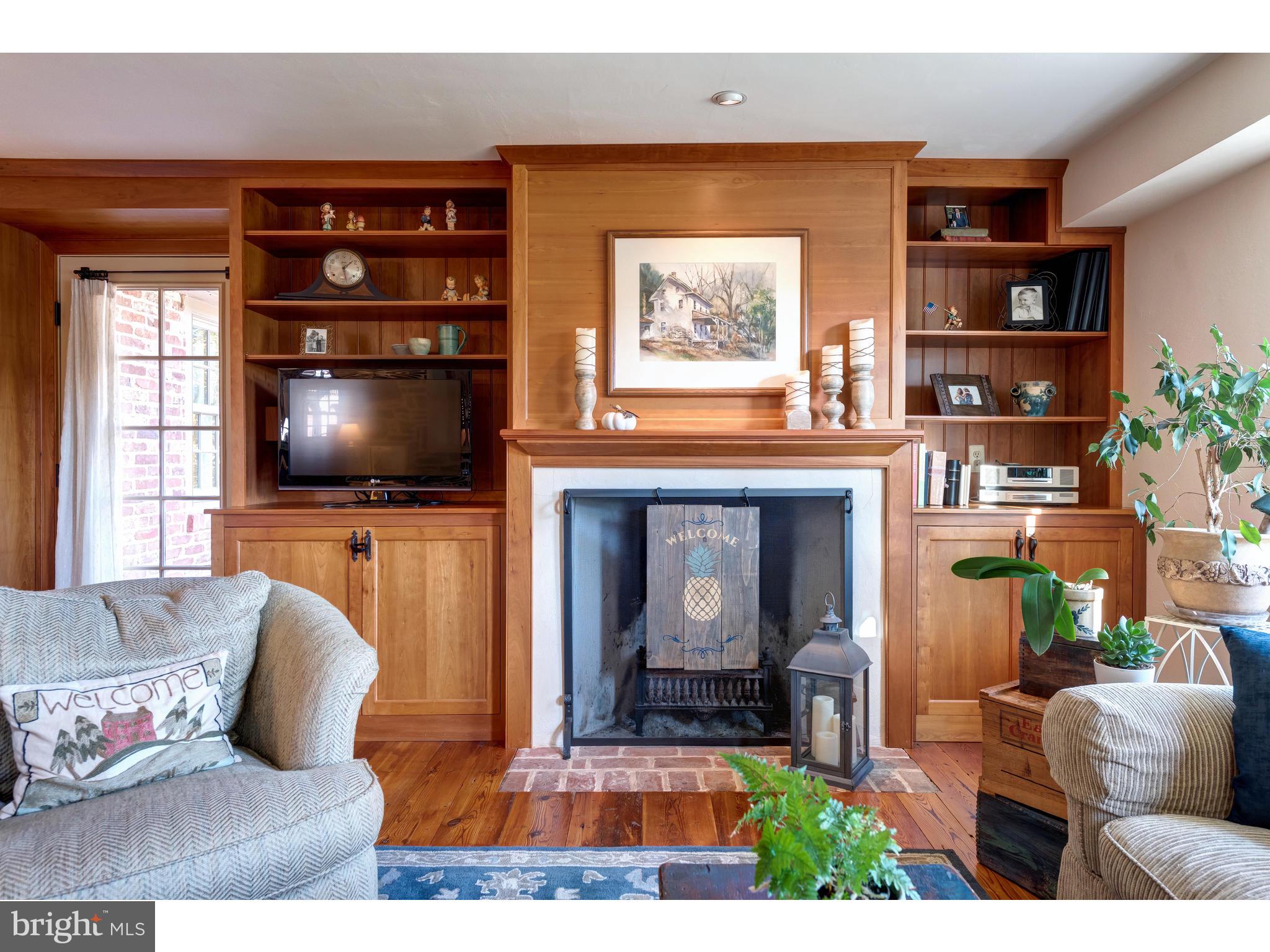 ASHLAND WOODS - Residential