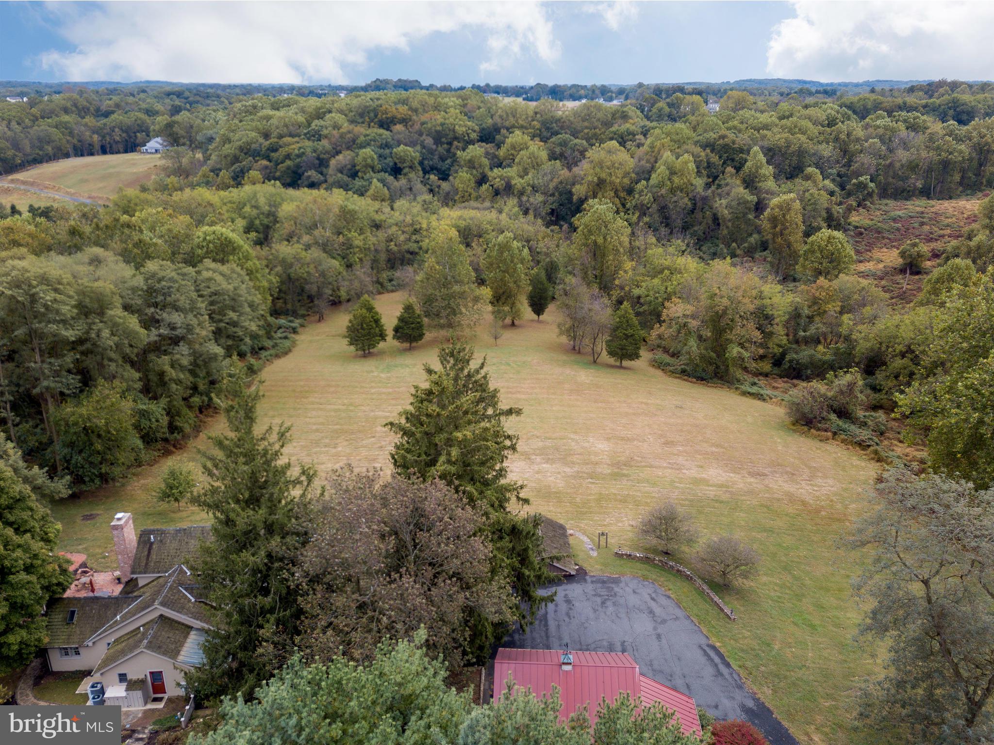 ASHLAND WOODS - Residential