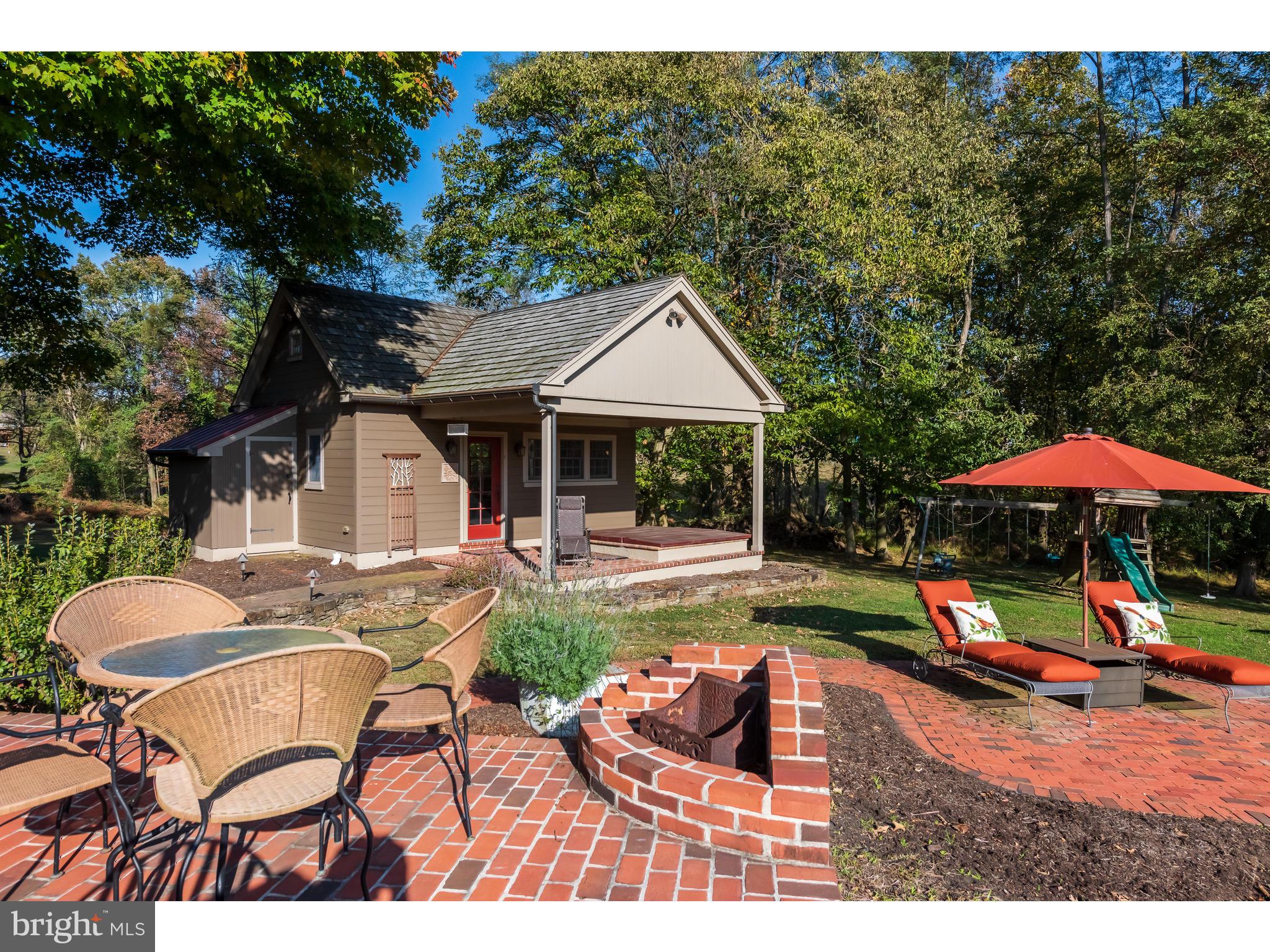 ASHLAND WOODS - Residential