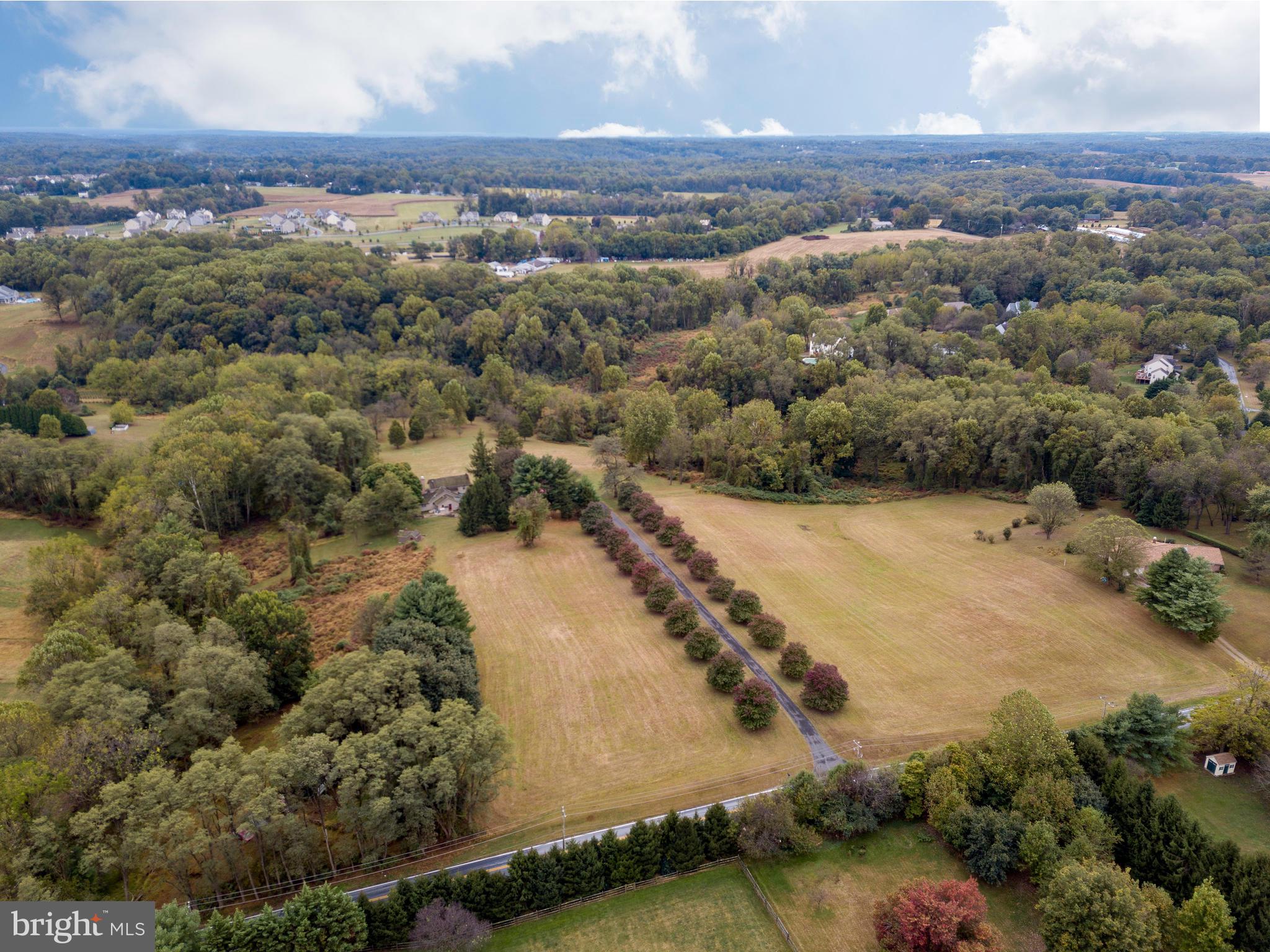 ASHLAND WOODS - Residential