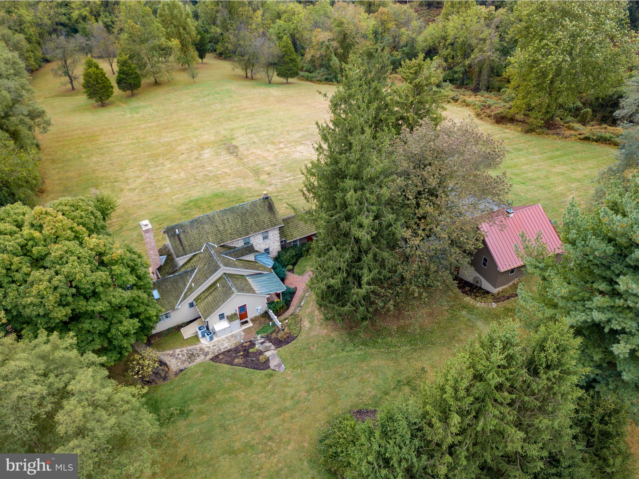 ASHLAND WOODS - Residential