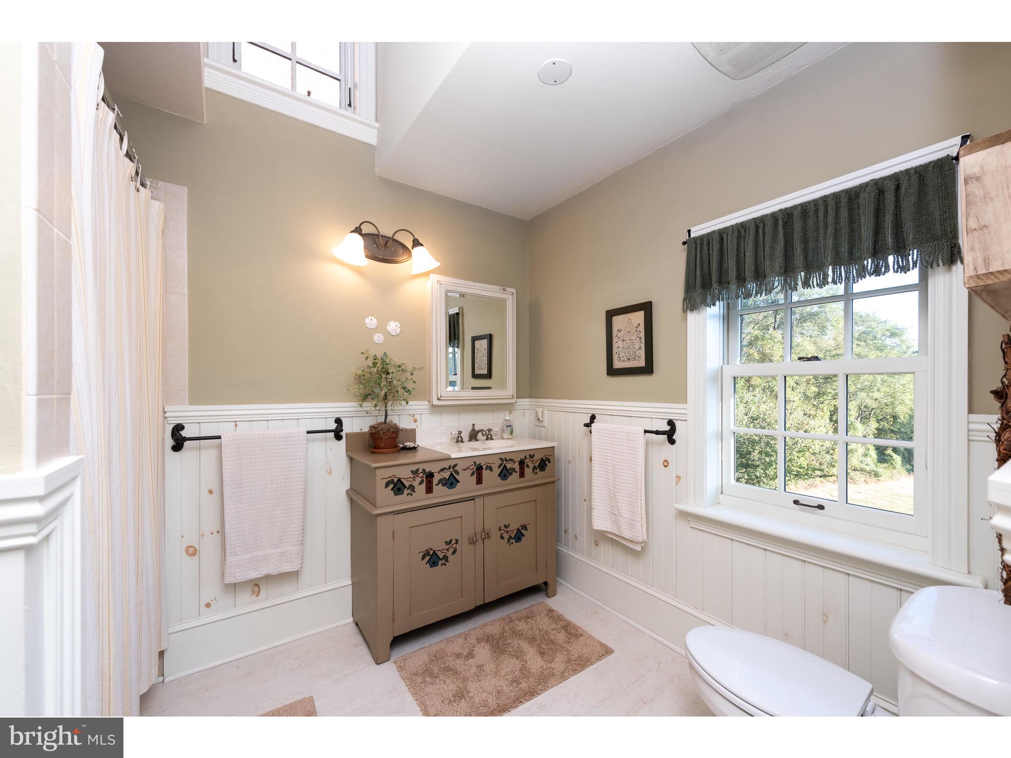 ASHLAND WOODS - Residential