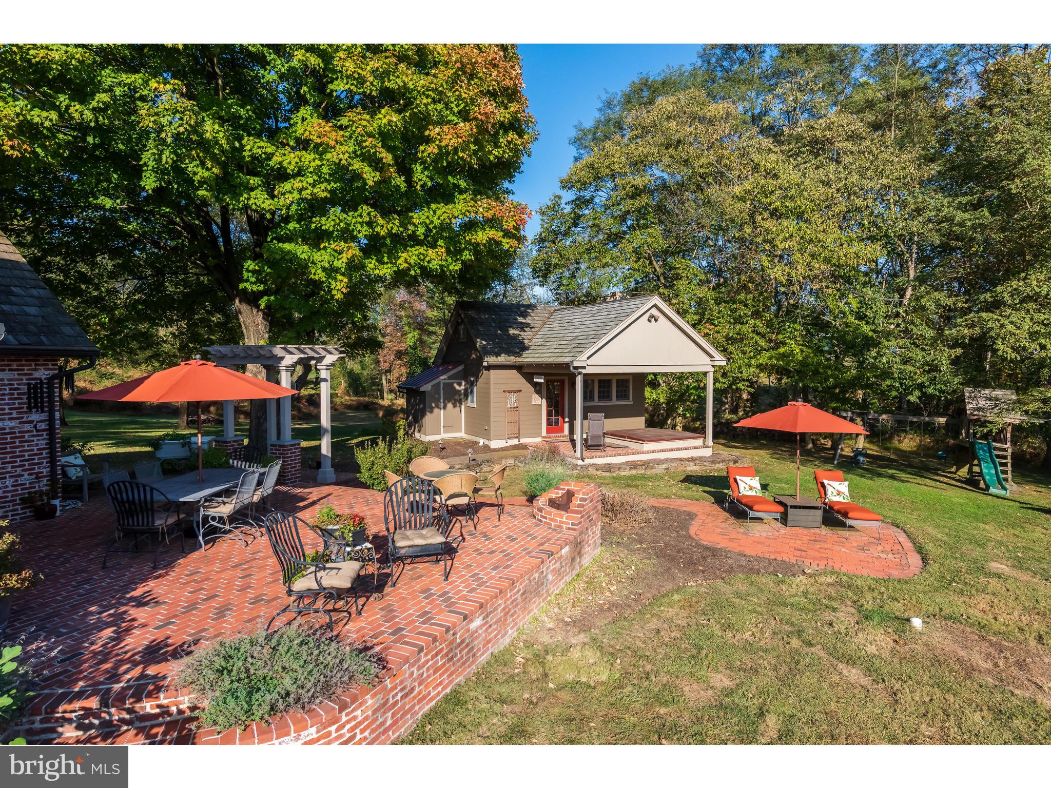 ASHLAND WOODS - Residential