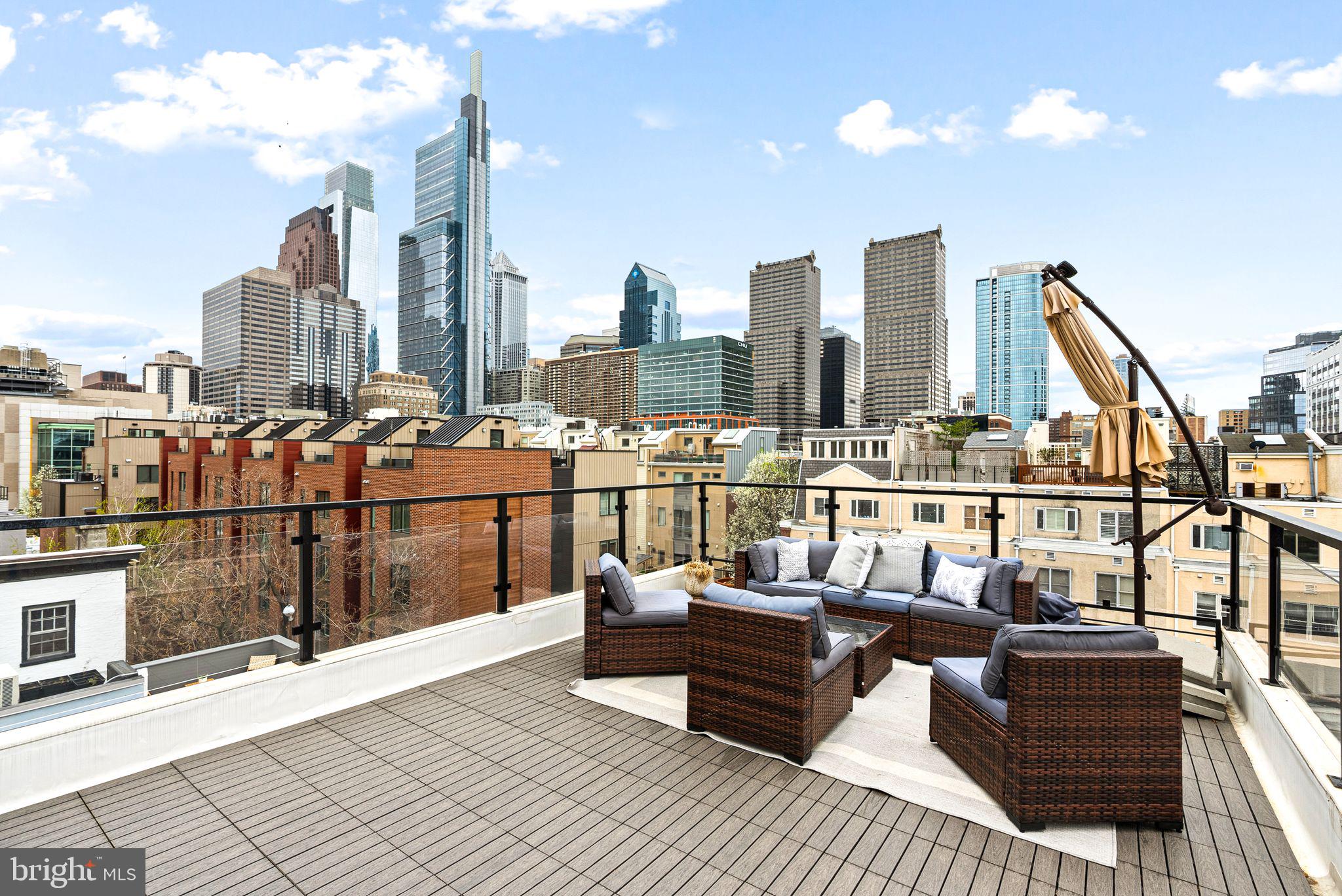 LOGAN CIRCLE - Residential