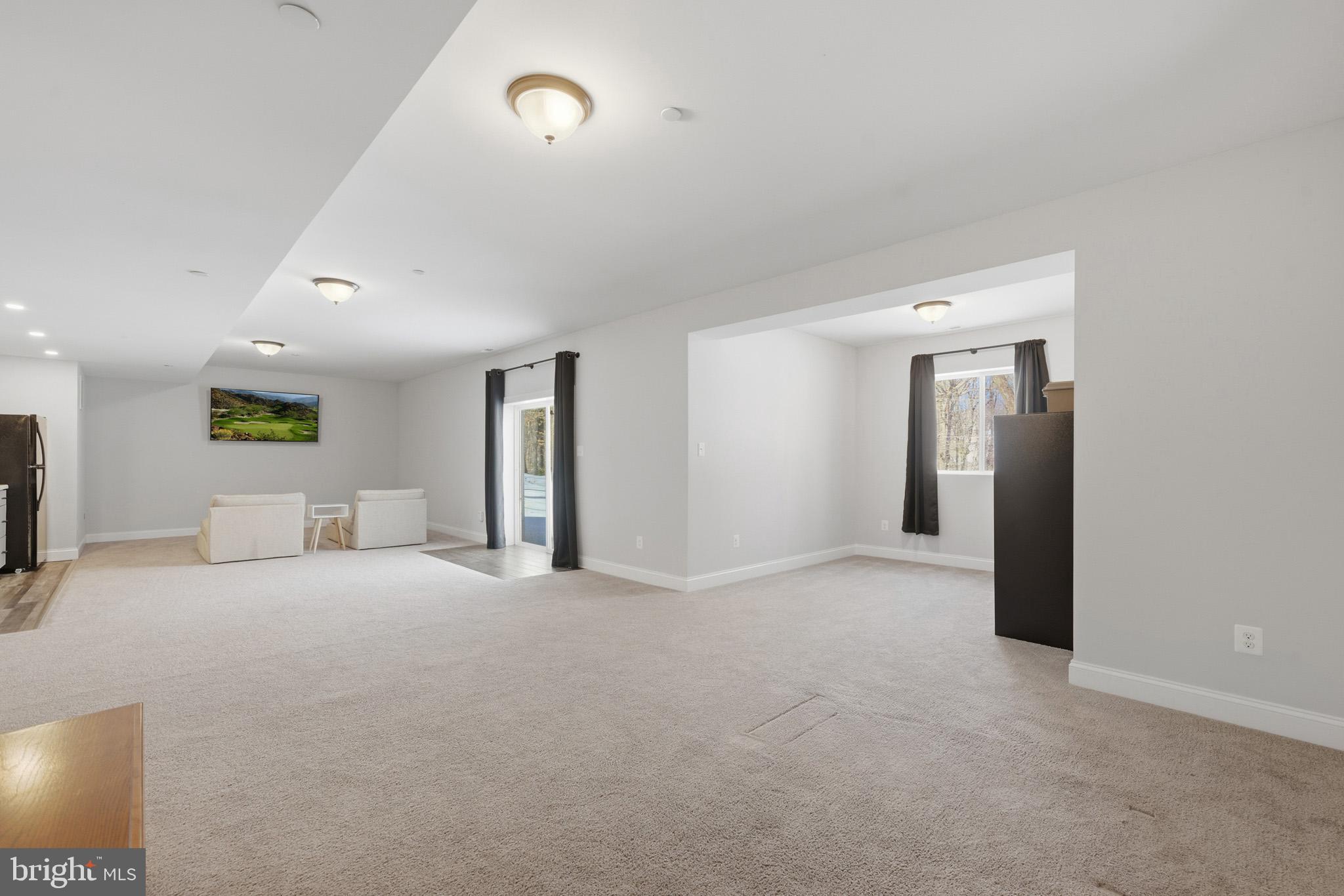 OAKLAND HALL - Residential