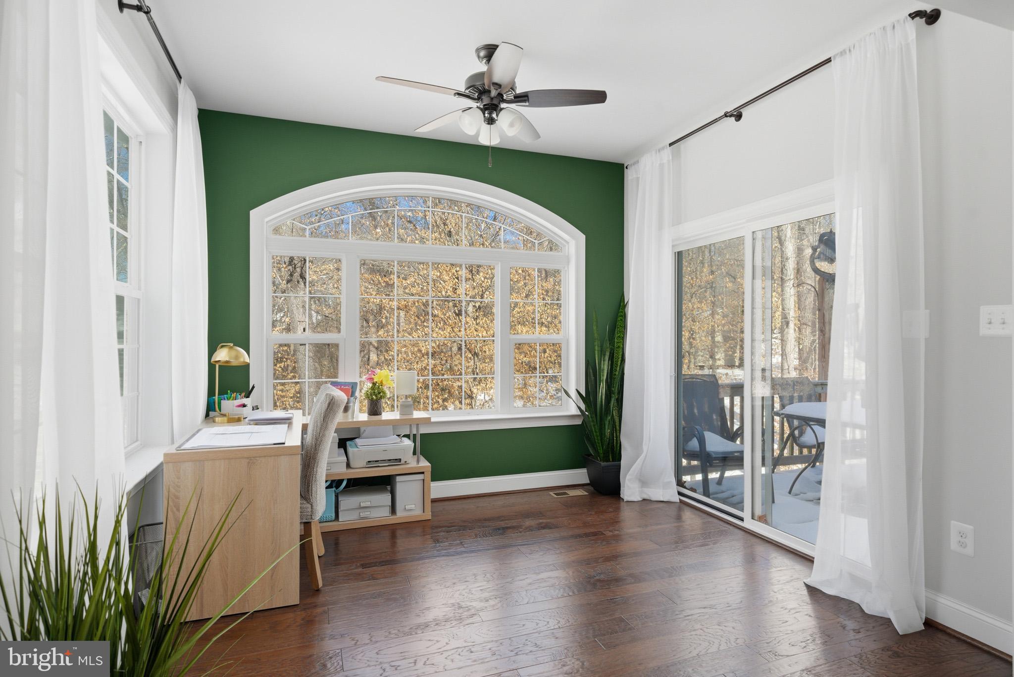 OAKLAND HALL - Residential