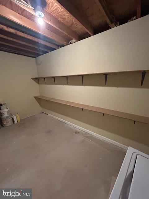 WAVERLY CONDOMINIUMS - Residential Lease