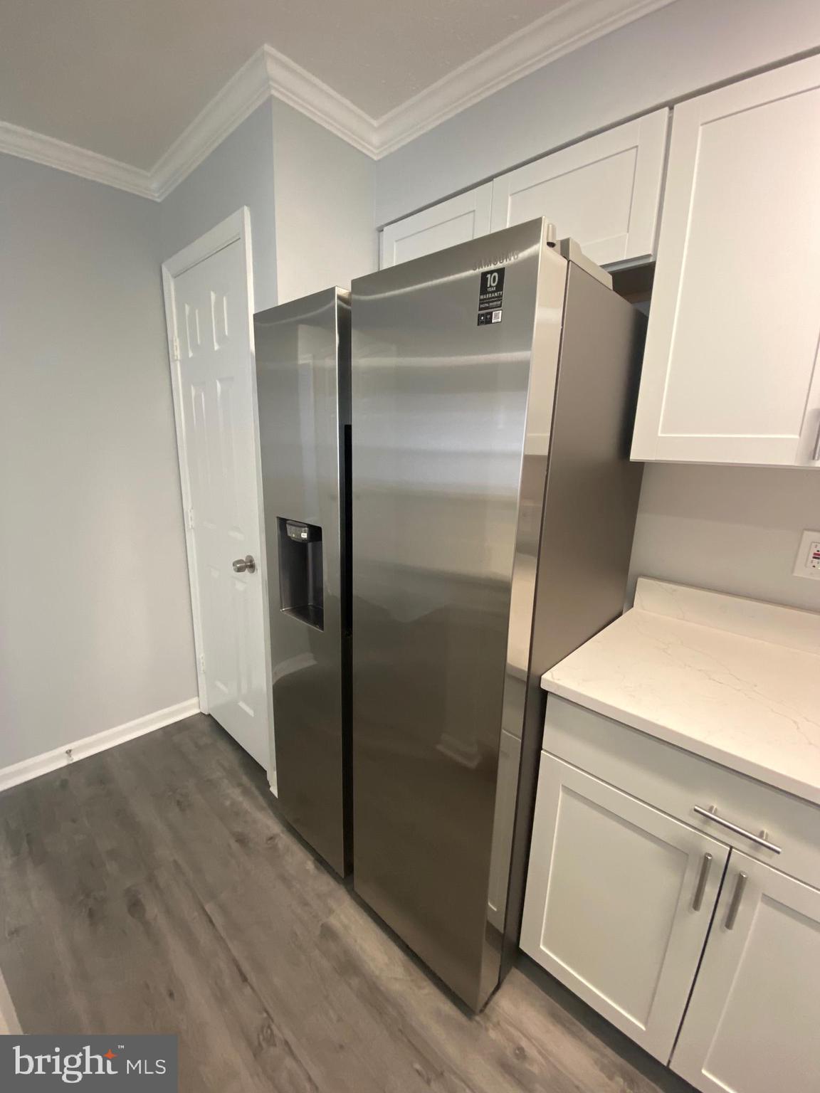 DEEP CREEK COMMONS - Residential Lease