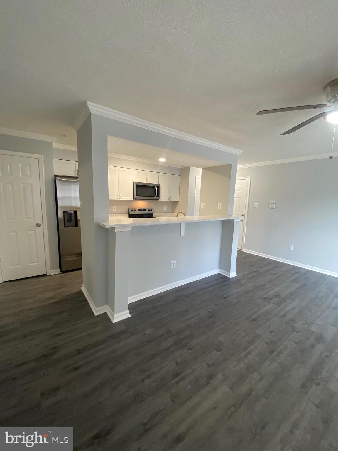 DEEP CREEK COMMONS - Residential Lease