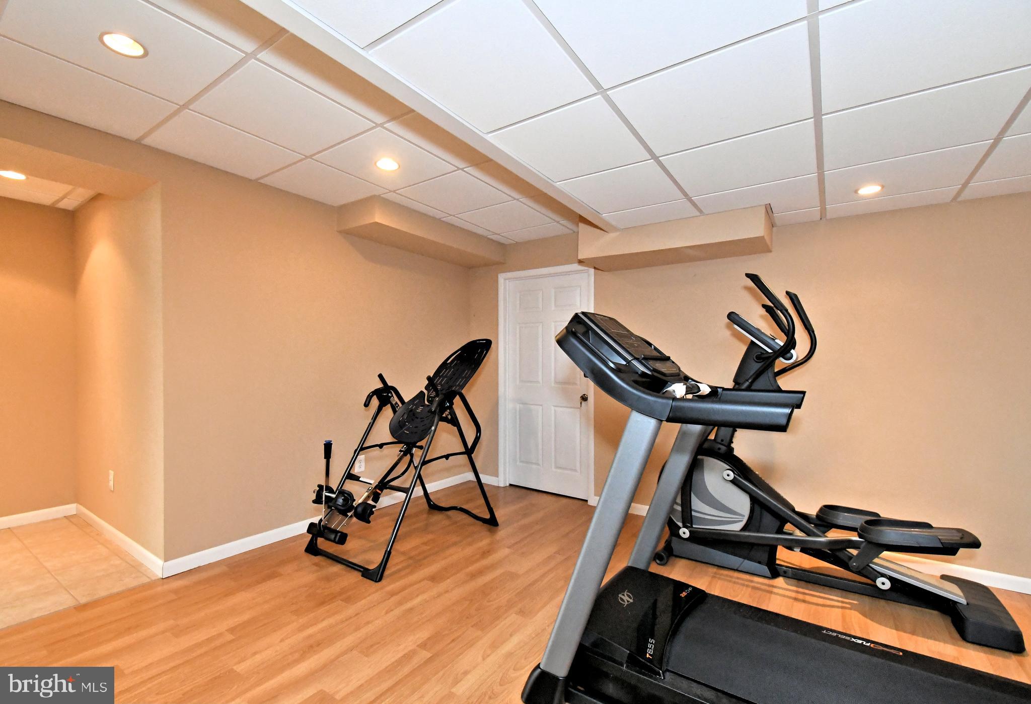 HILLS AT NORTHAMPT - Residential