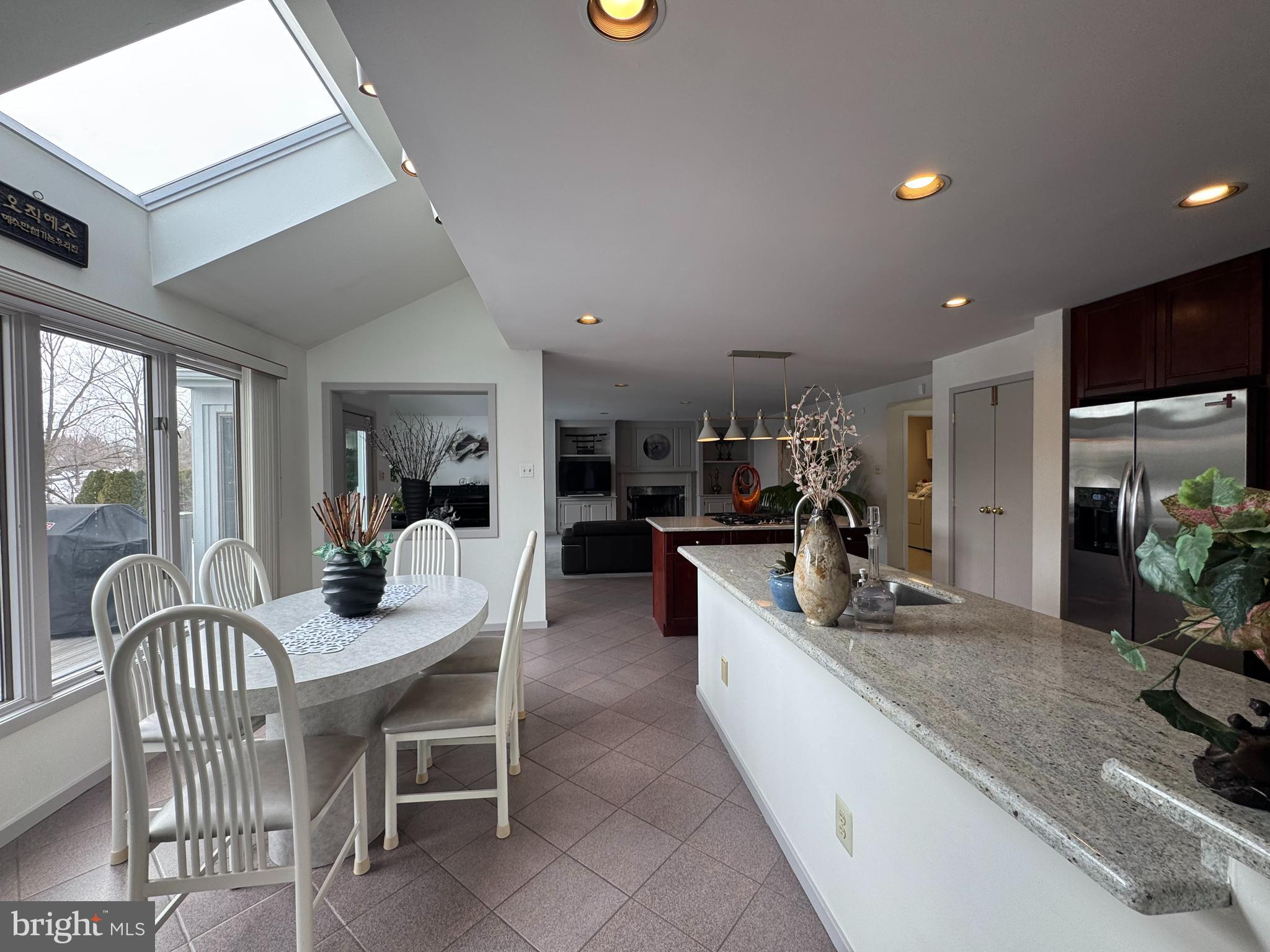 HILLS AT NORTHAMPT - Residential