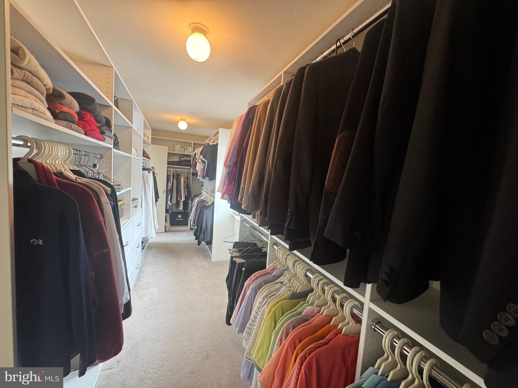 HILLS AT NORTHAMPT - Residential