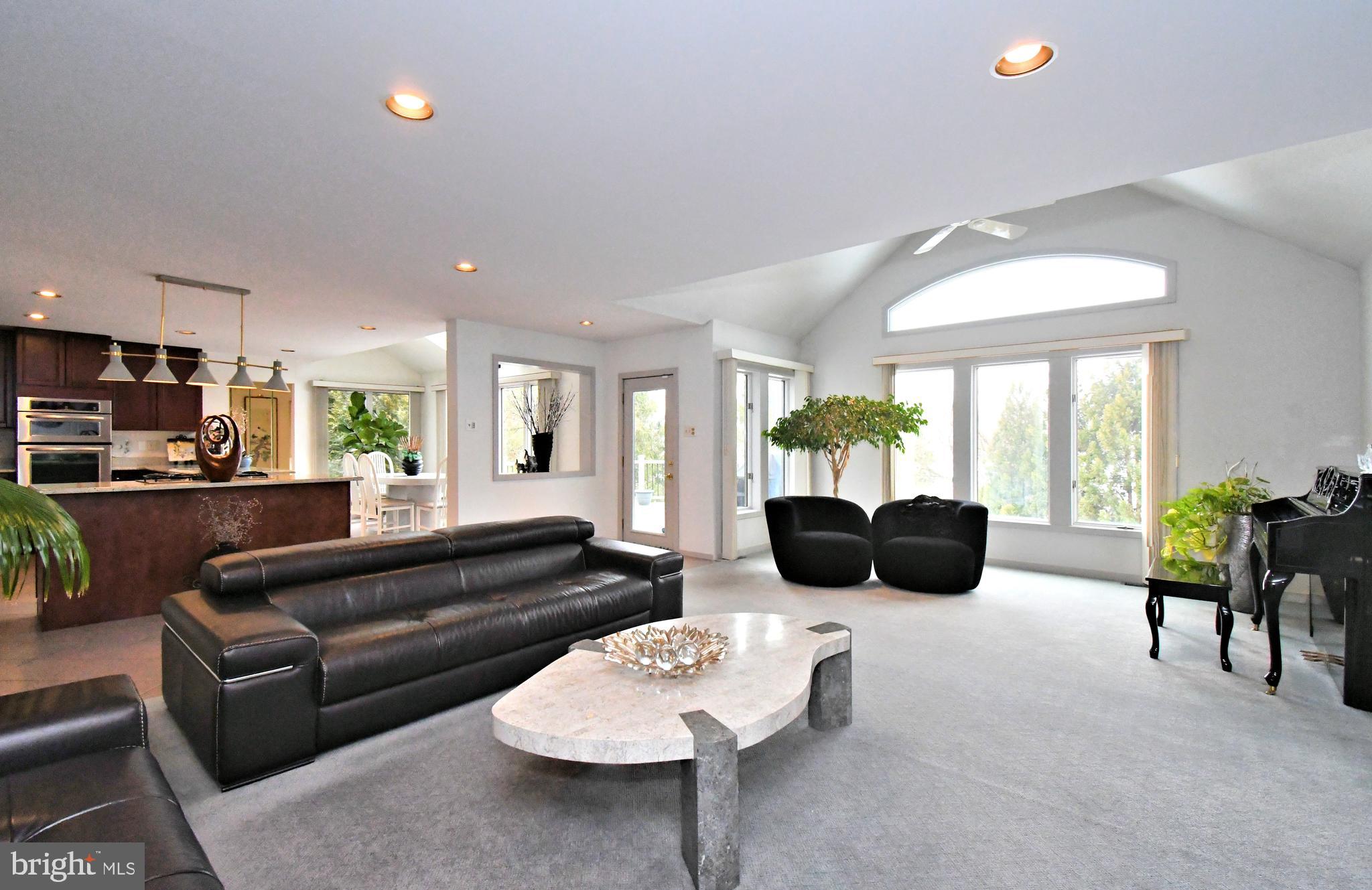 HILLS AT NORTHAMPT - Residential