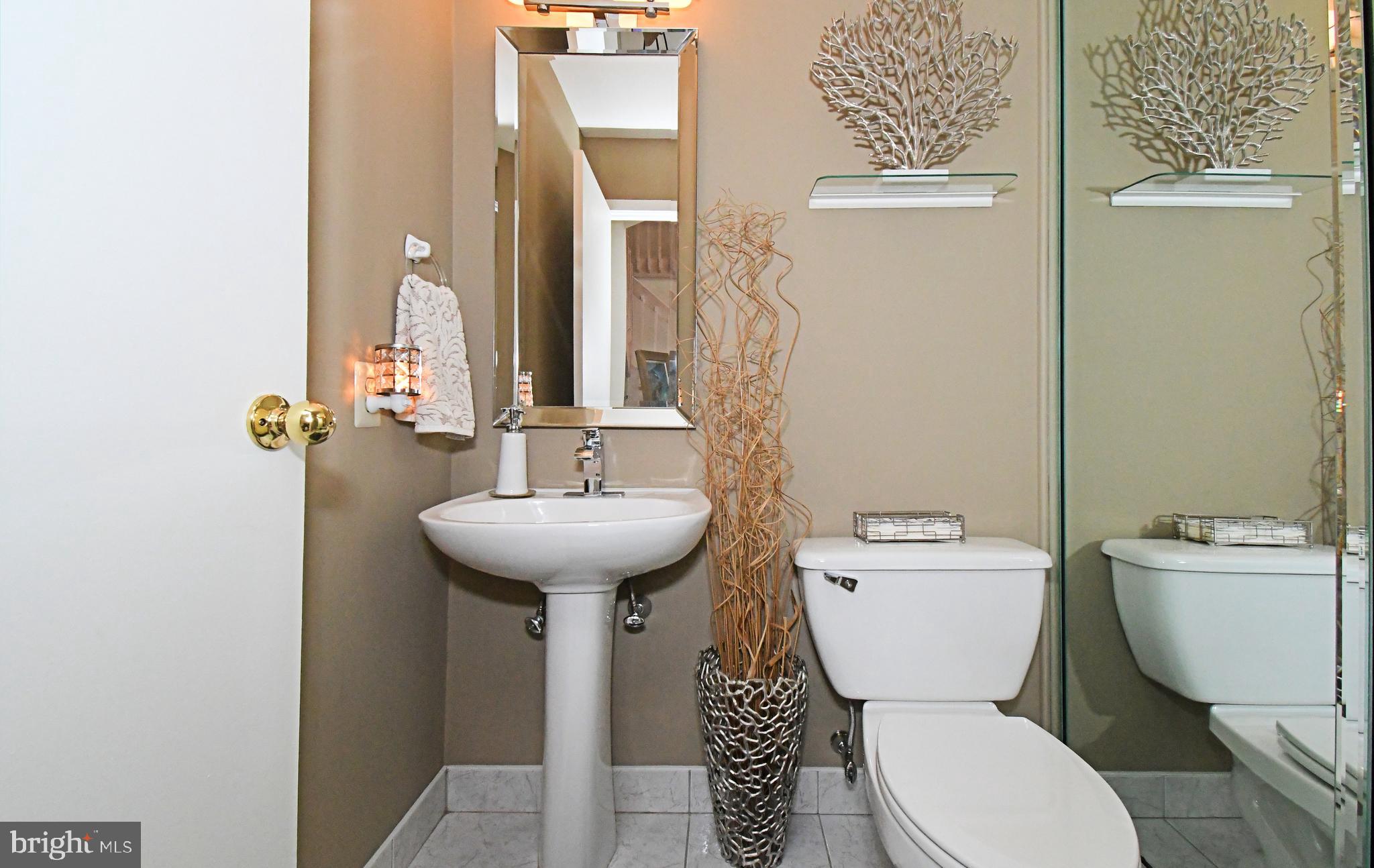 HILLS AT NORTHAMPT - Residential