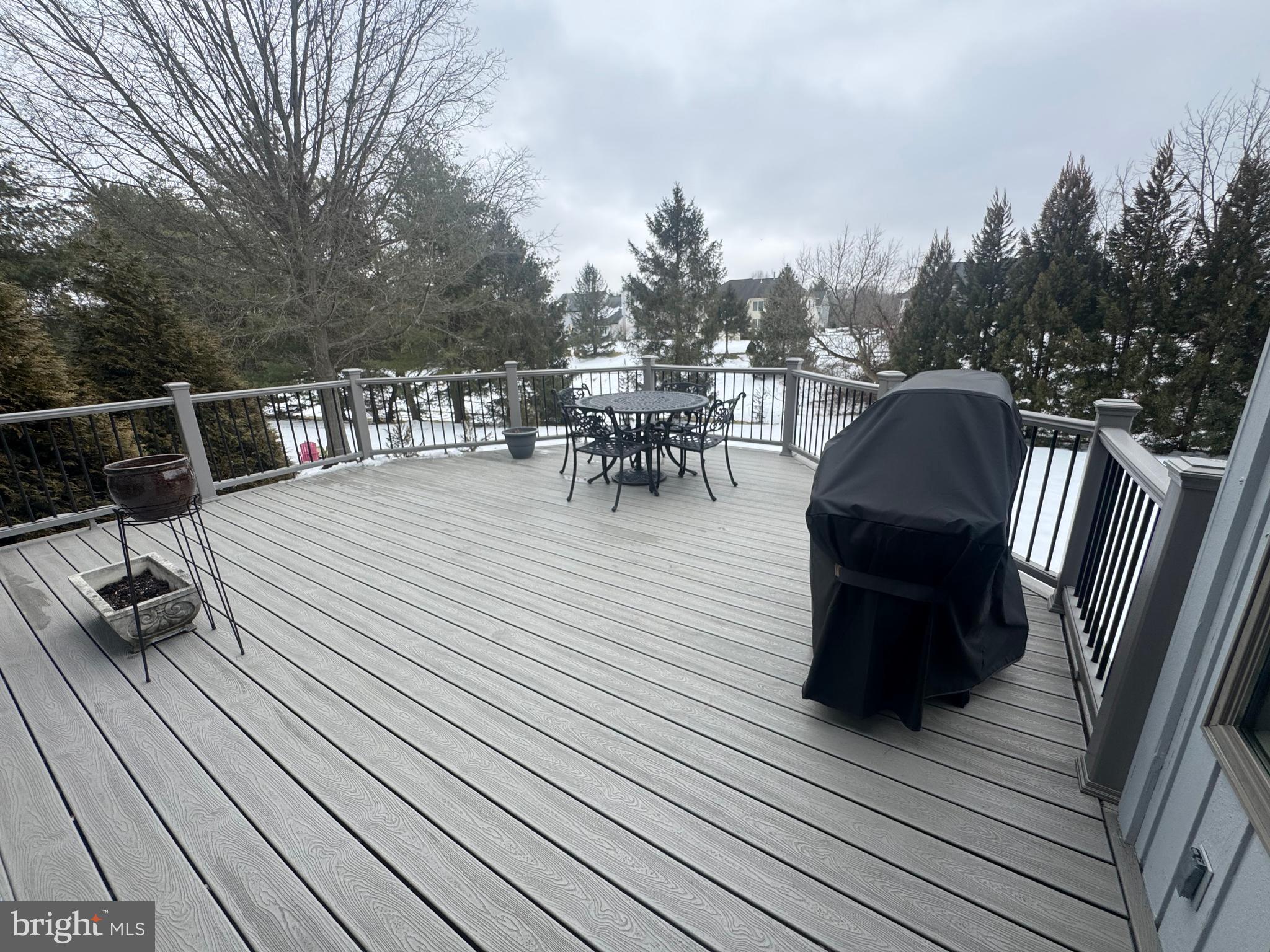 HILLS AT NORTHAMPT - Residential