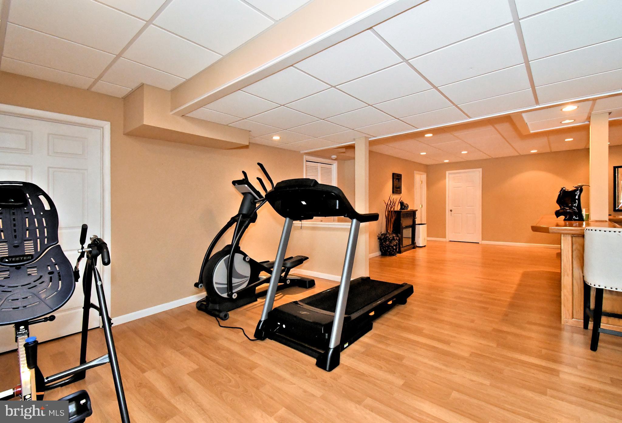 HILLS AT NORTHAMPT - Residential