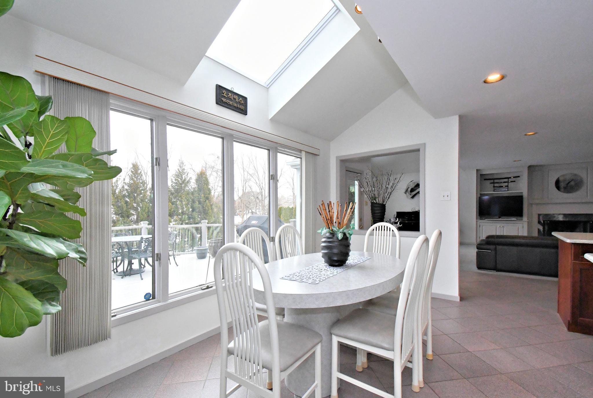 HILLS AT NORTHAMPT - Residential