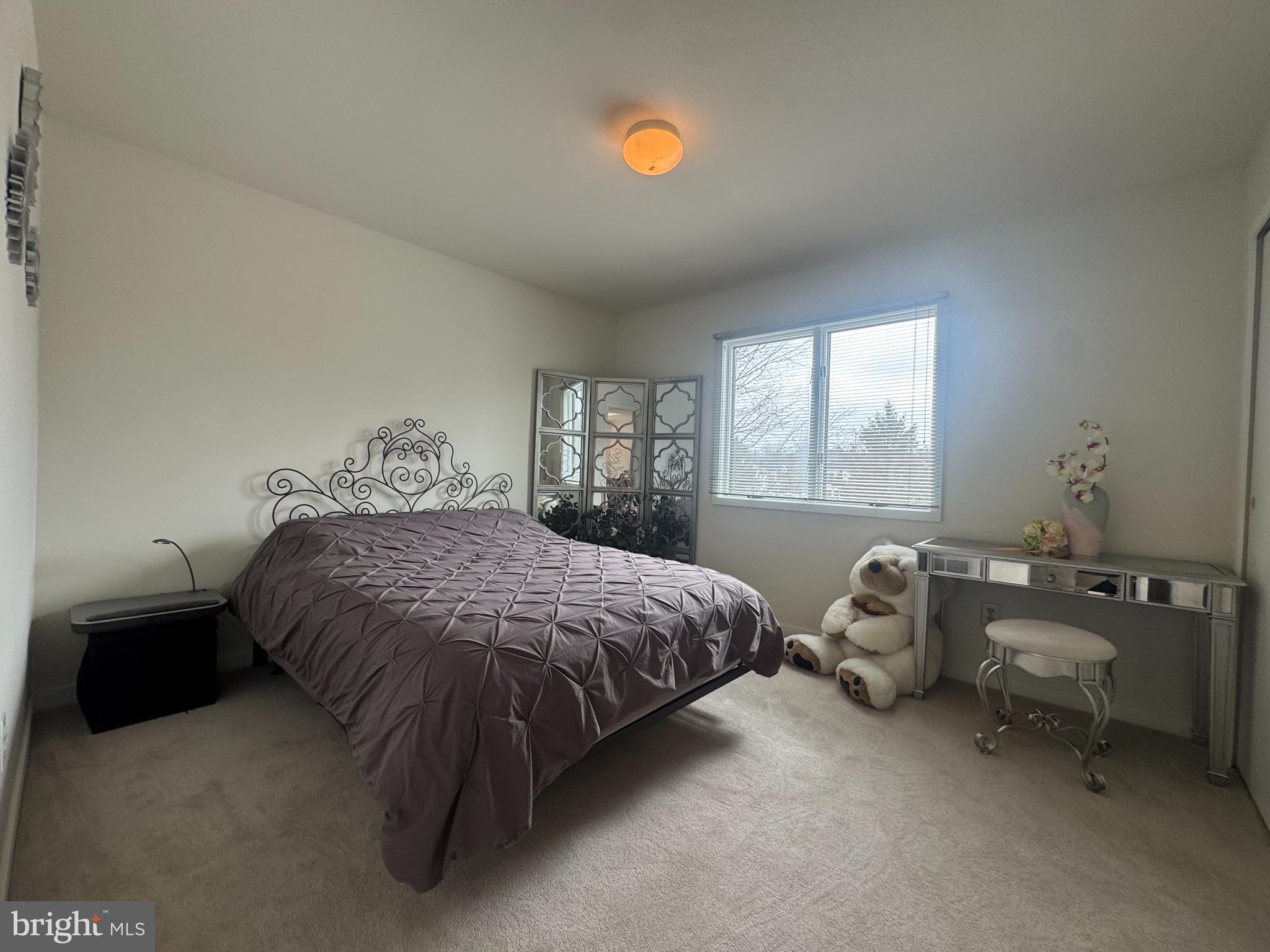 HILLS AT NORTHAMPT - Residential