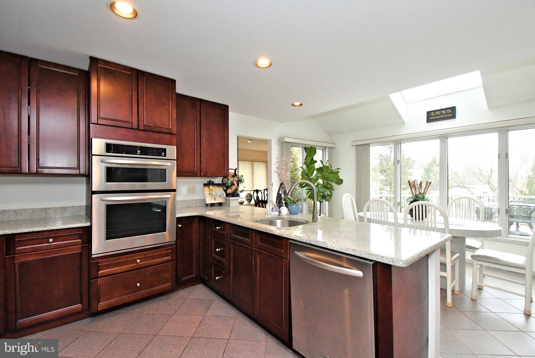 HILLS AT NORTHAMPT - Residential