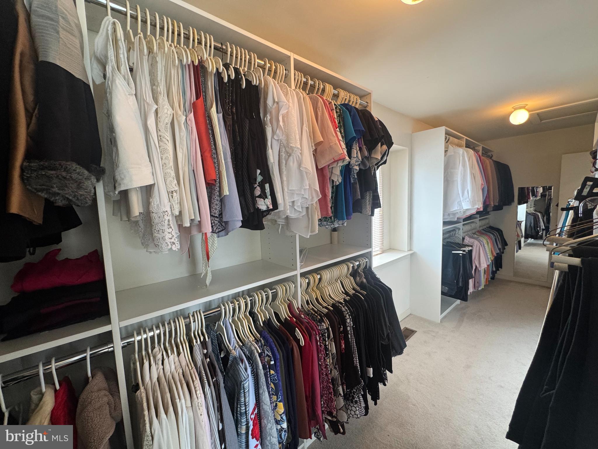 HILLS AT NORTHAMPT - Residential