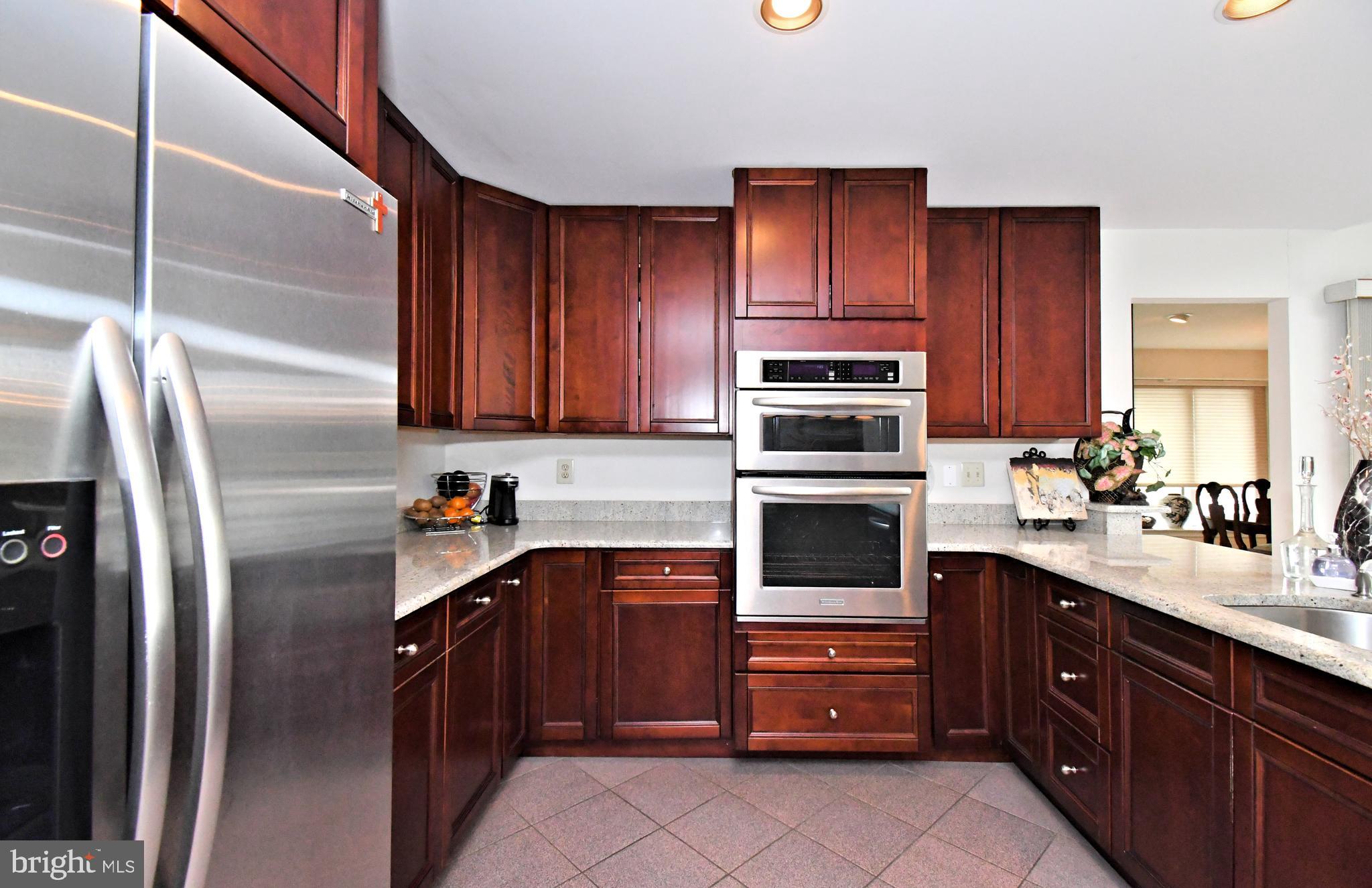 HILLS AT NORTHAMPT - Residential