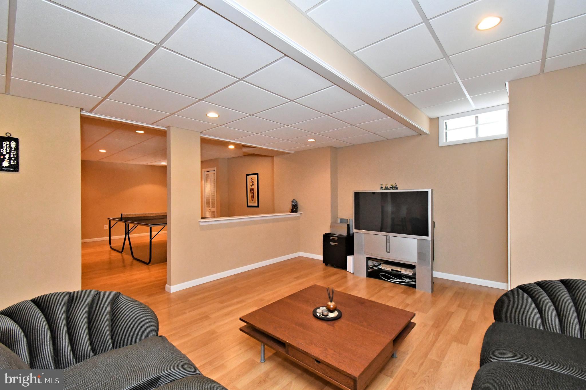 HILLS AT NORTHAMPT - Residential