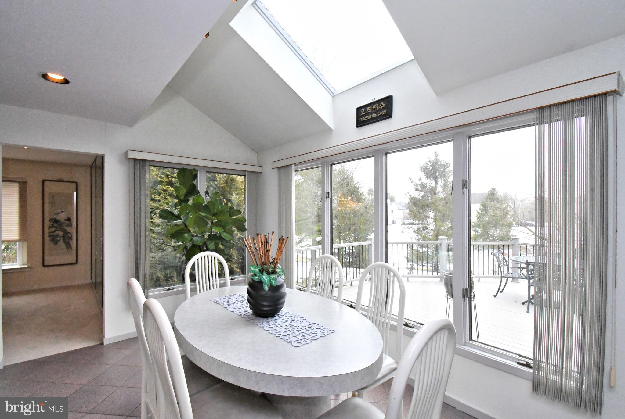 HILLS AT NORTHAMPT - Residential