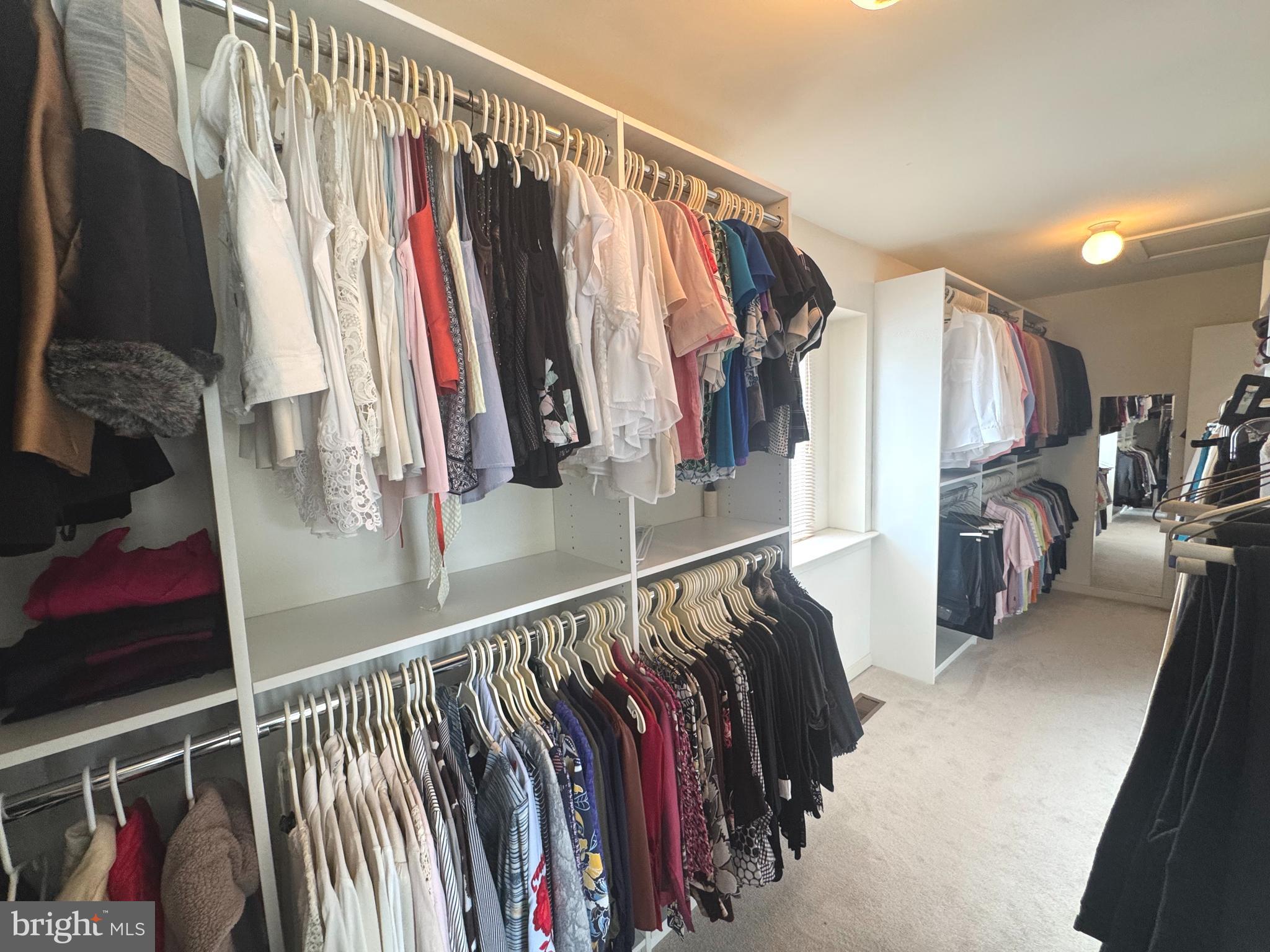 HILLS AT NORTHAMPT - Residential