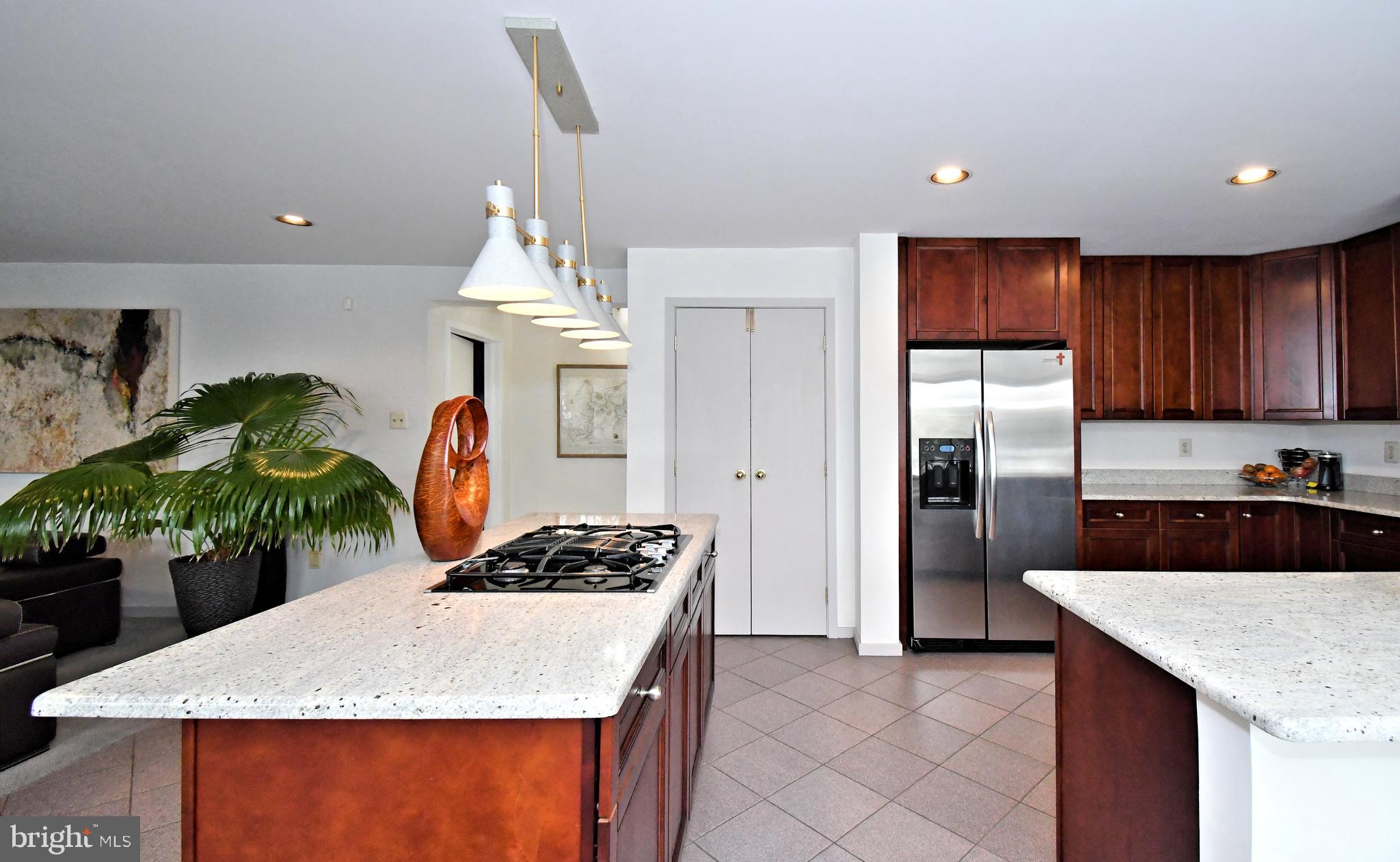 HILLS AT NORTHAMPT - Residential