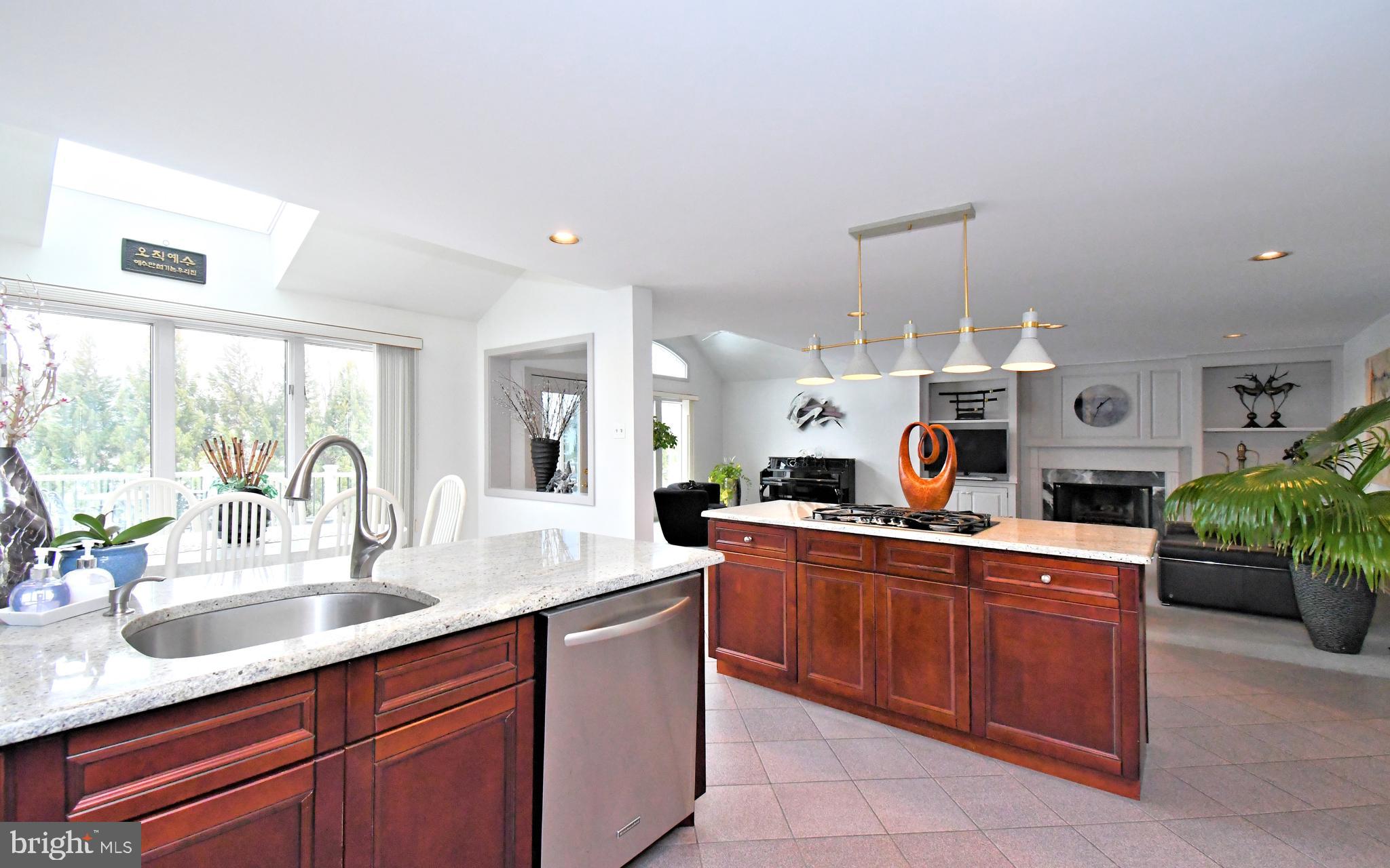 HILLS AT NORTHAMPT - Residential