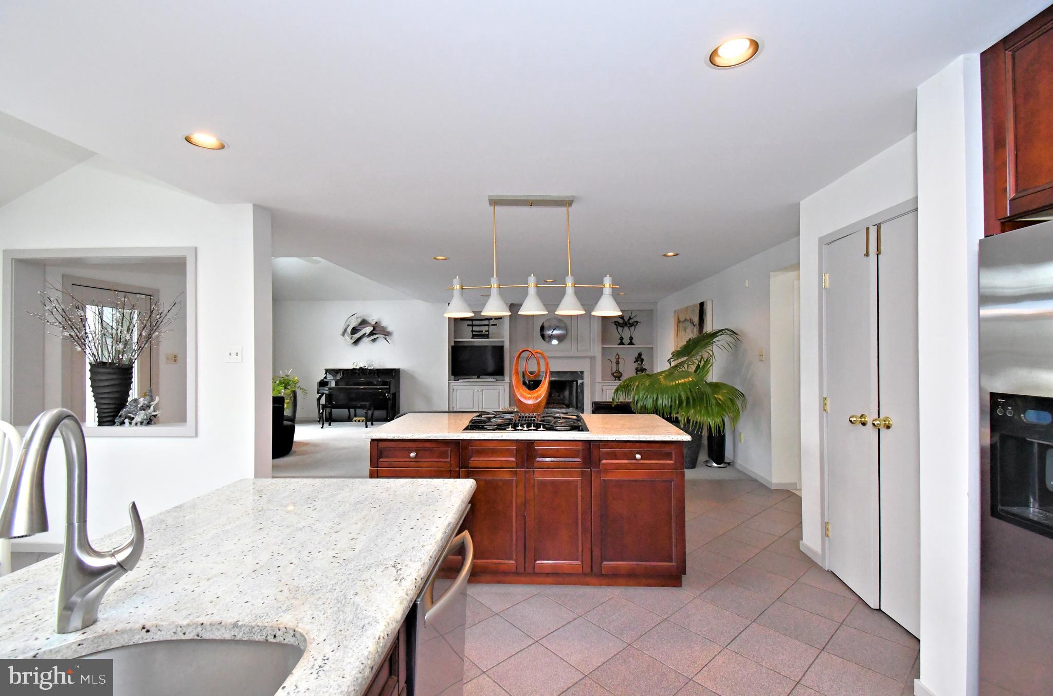 HILLS AT NORTHAMPT - Residential