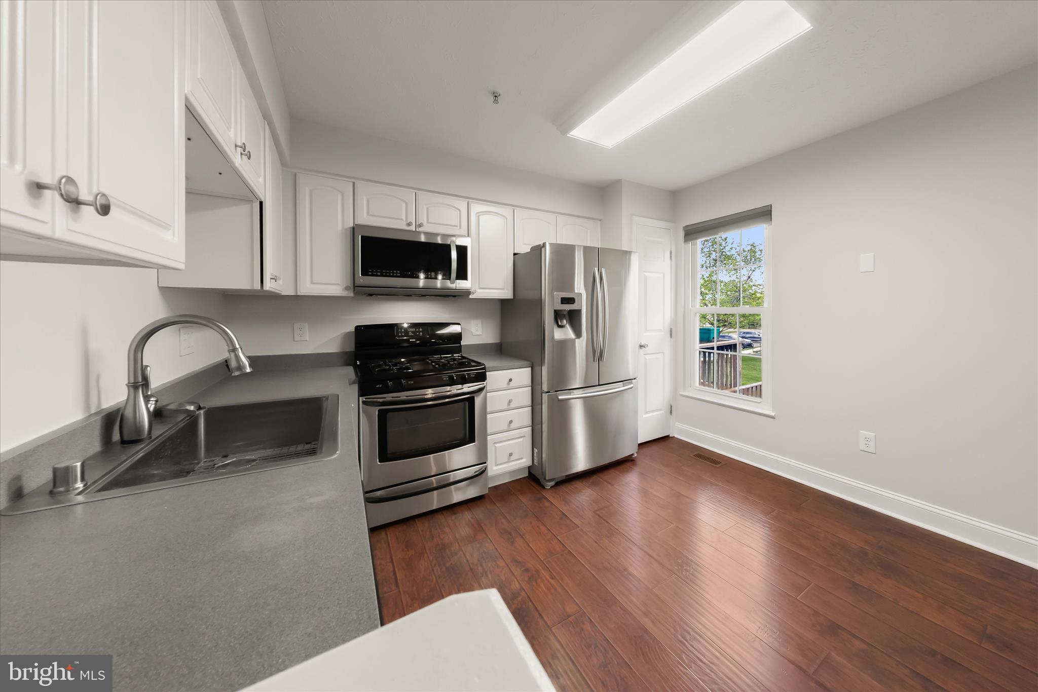 WEST COURTS AT PINEY ORCHARD - Residential