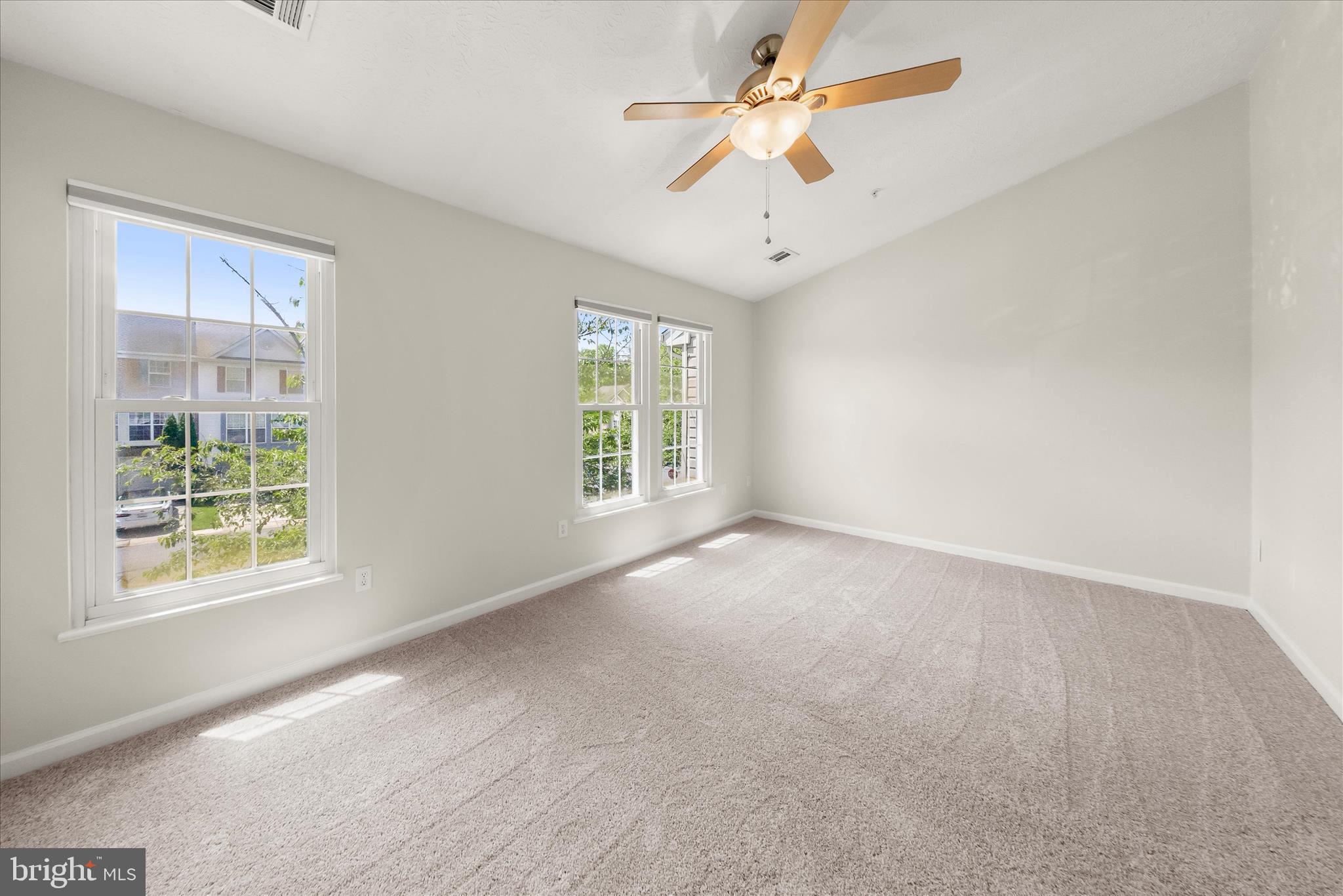 WEST COURTS AT PINEY ORCHARD - Residential