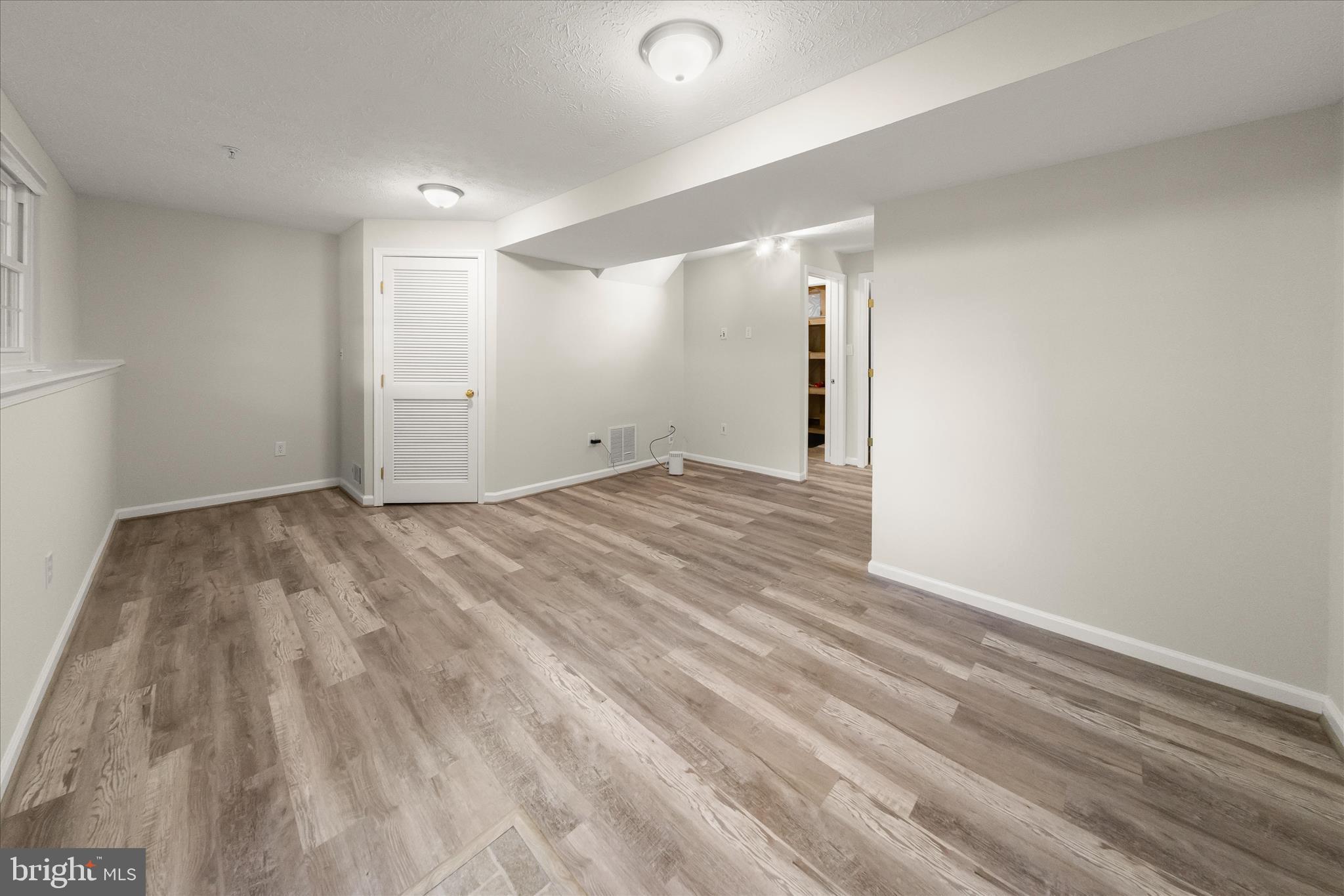 WEST COURTS AT PINEY ORCHARD - Residential