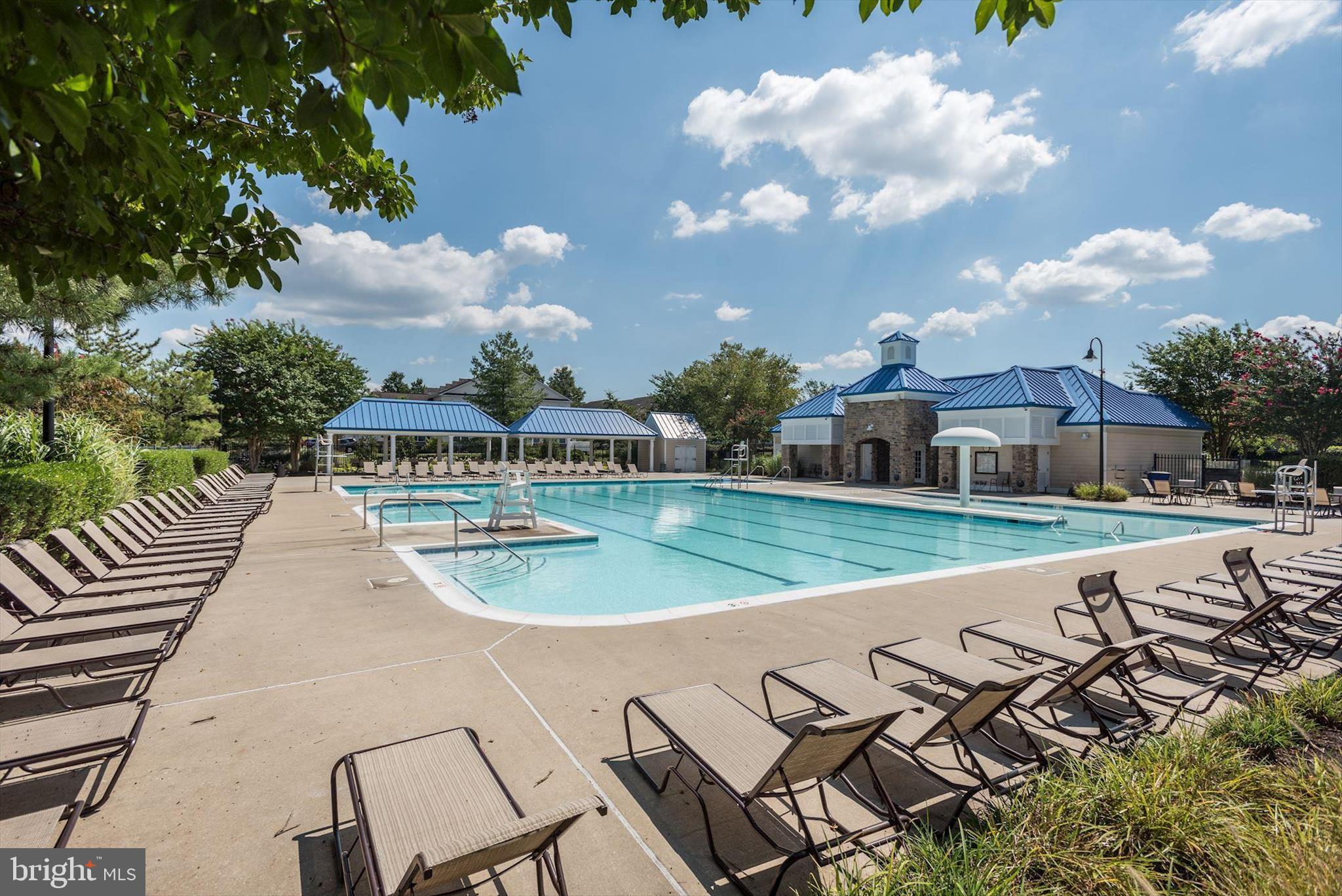 WEST COURTS AT PINEY ORCHARD - Residential