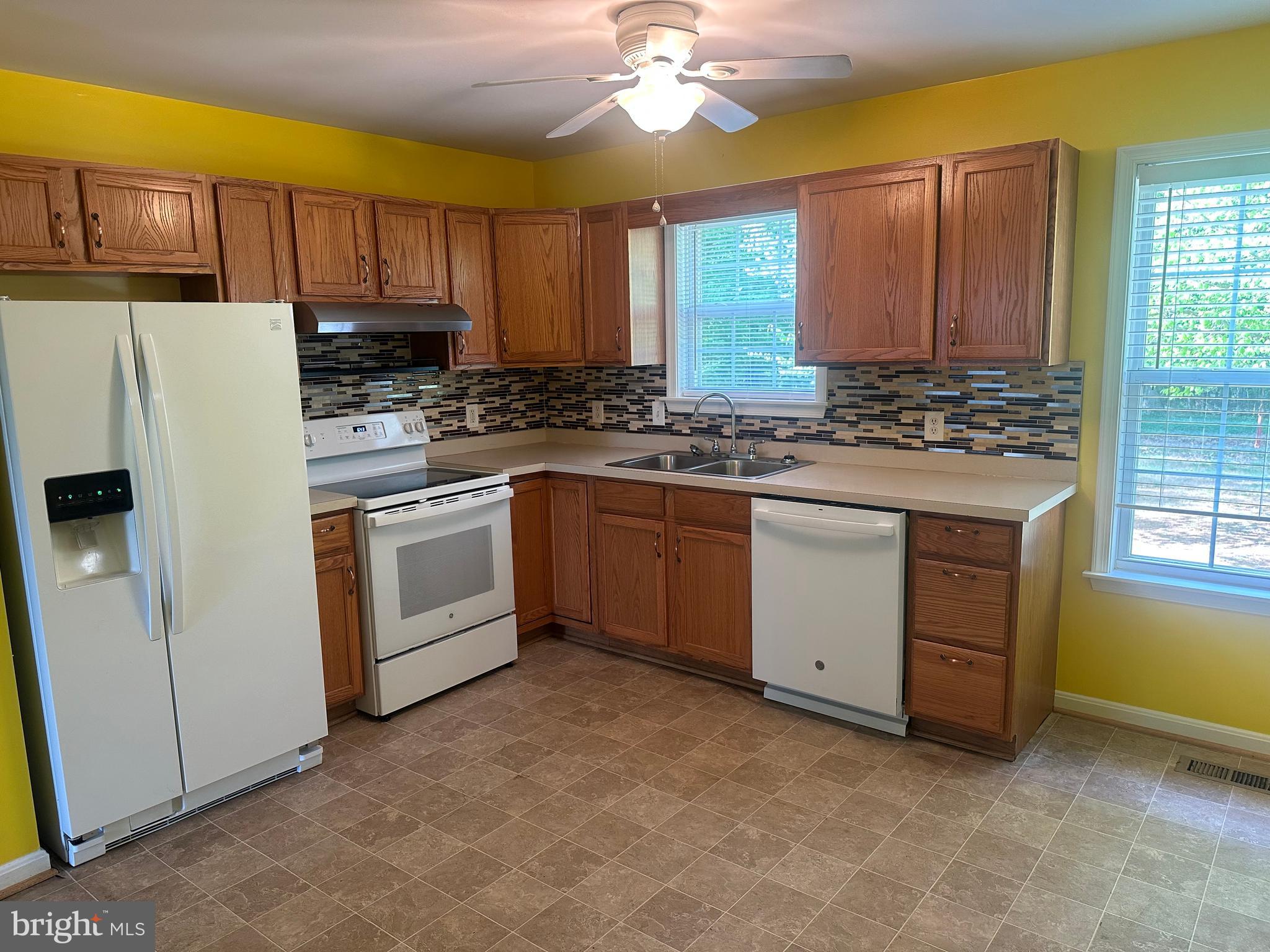 OLD OFFICE ROAD - Residential