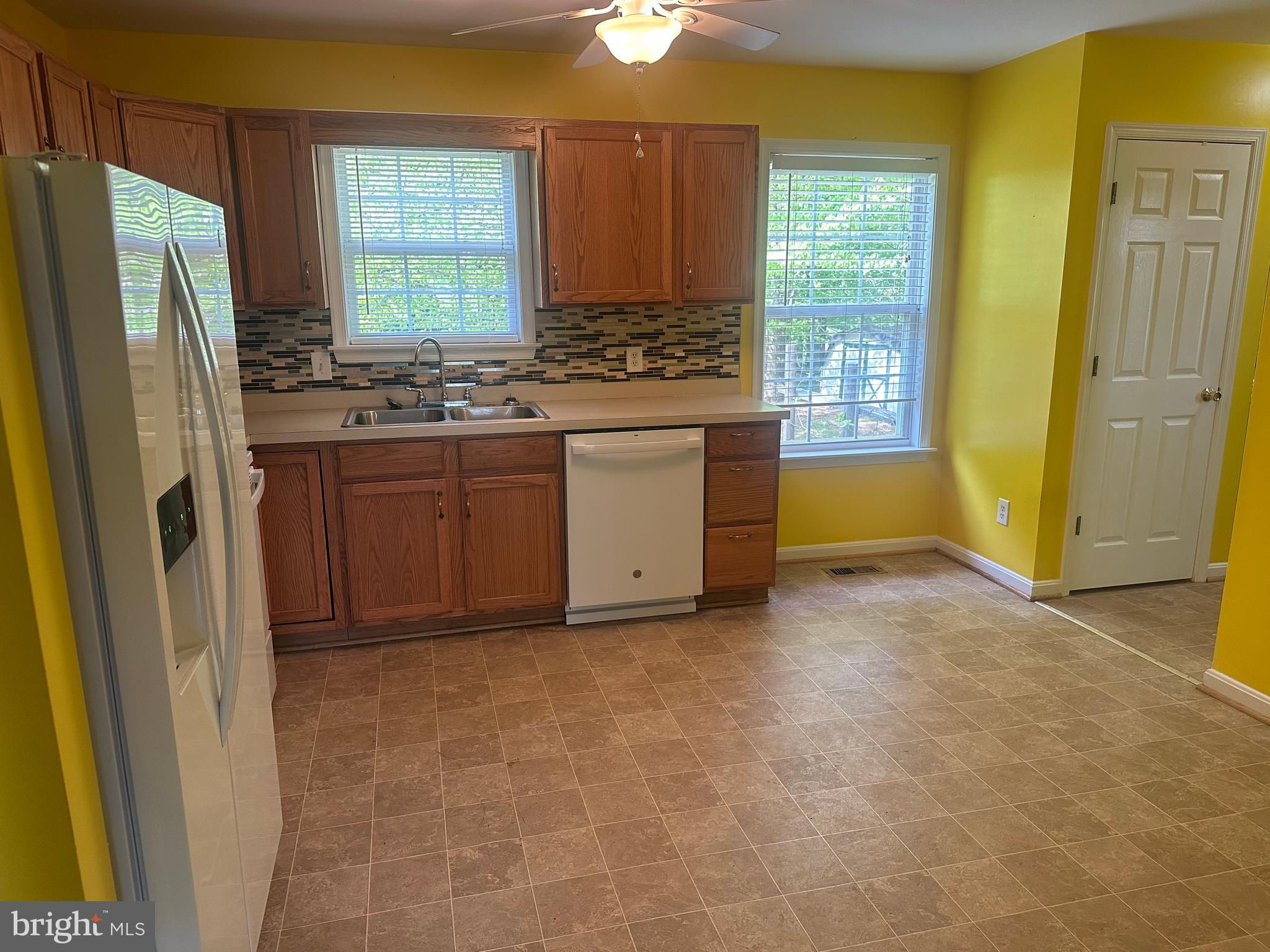 OLD OFFICE ROAD - Residential