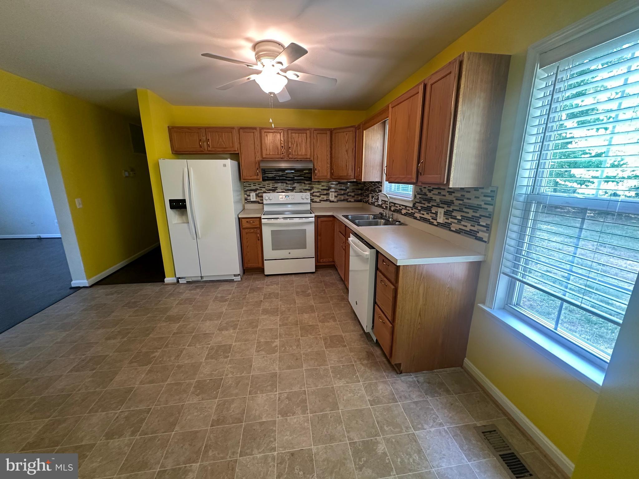 OLD OFFICE ROAD - Residential