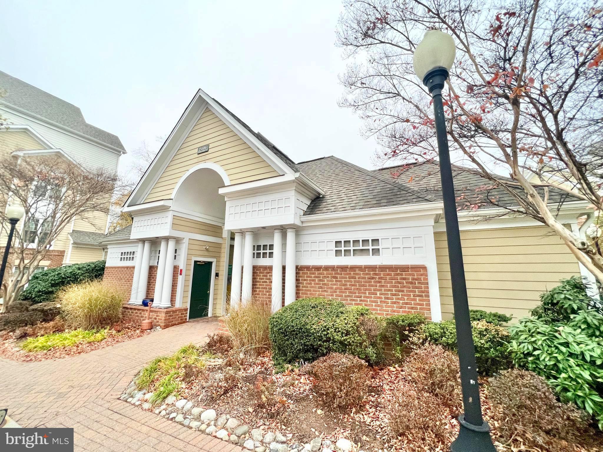 WORLDGATE CONDO - Residential